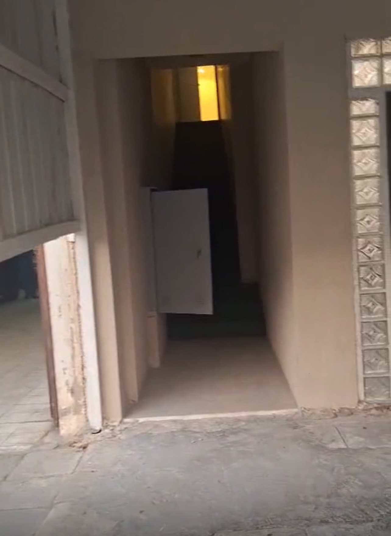 للإيجار دور فى الصباحية قطعة 1