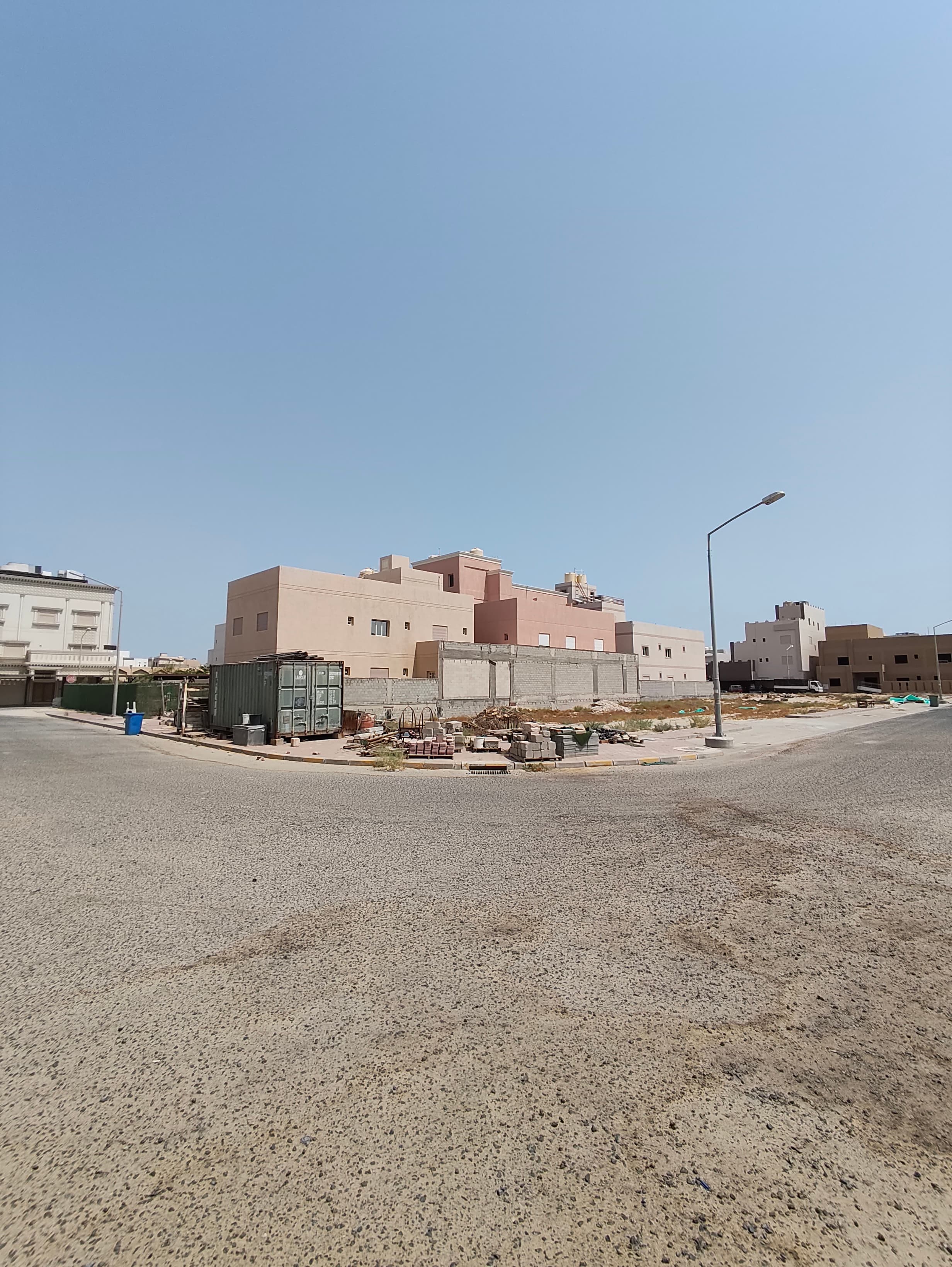أرض زاوية للبيع فى الخيران السكنى