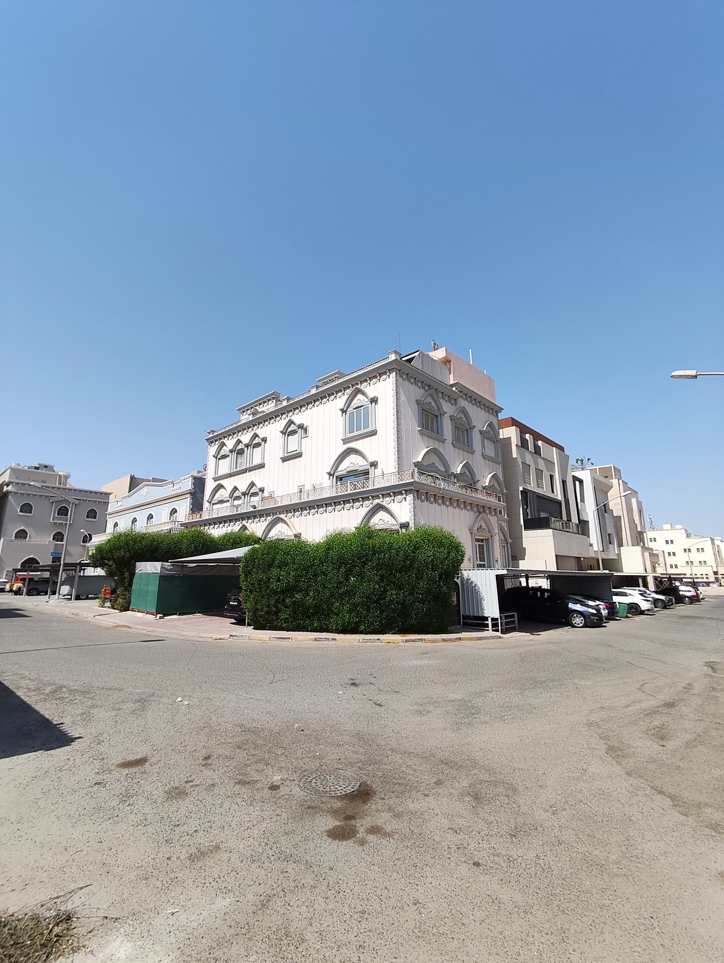 للبيع فيلا فى منطقة ابوفطيره زاوية