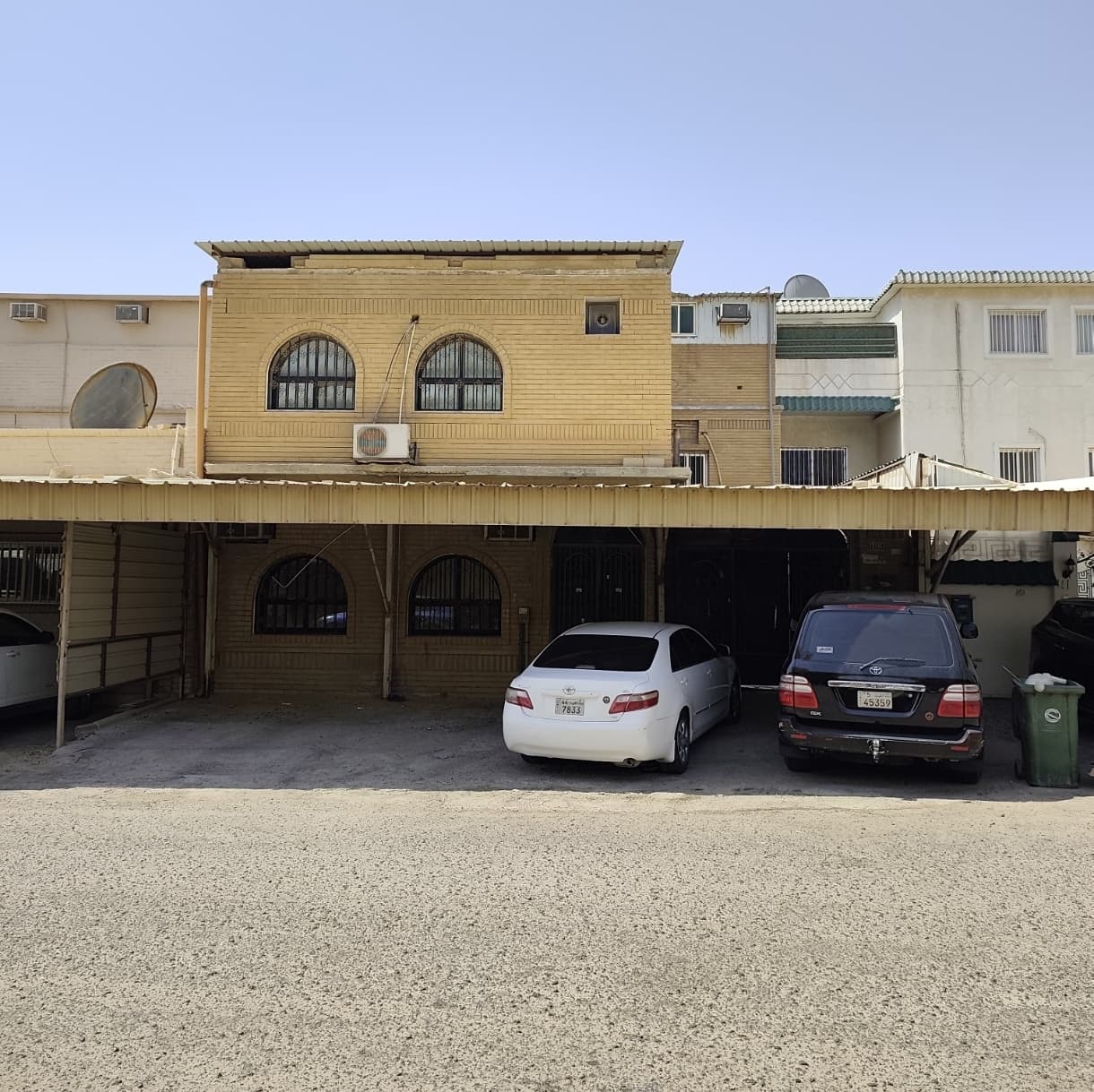 للبيع بيت فى الأحمدي قطعة 3 للبيع بيت فى الأحمدي قطعة 3