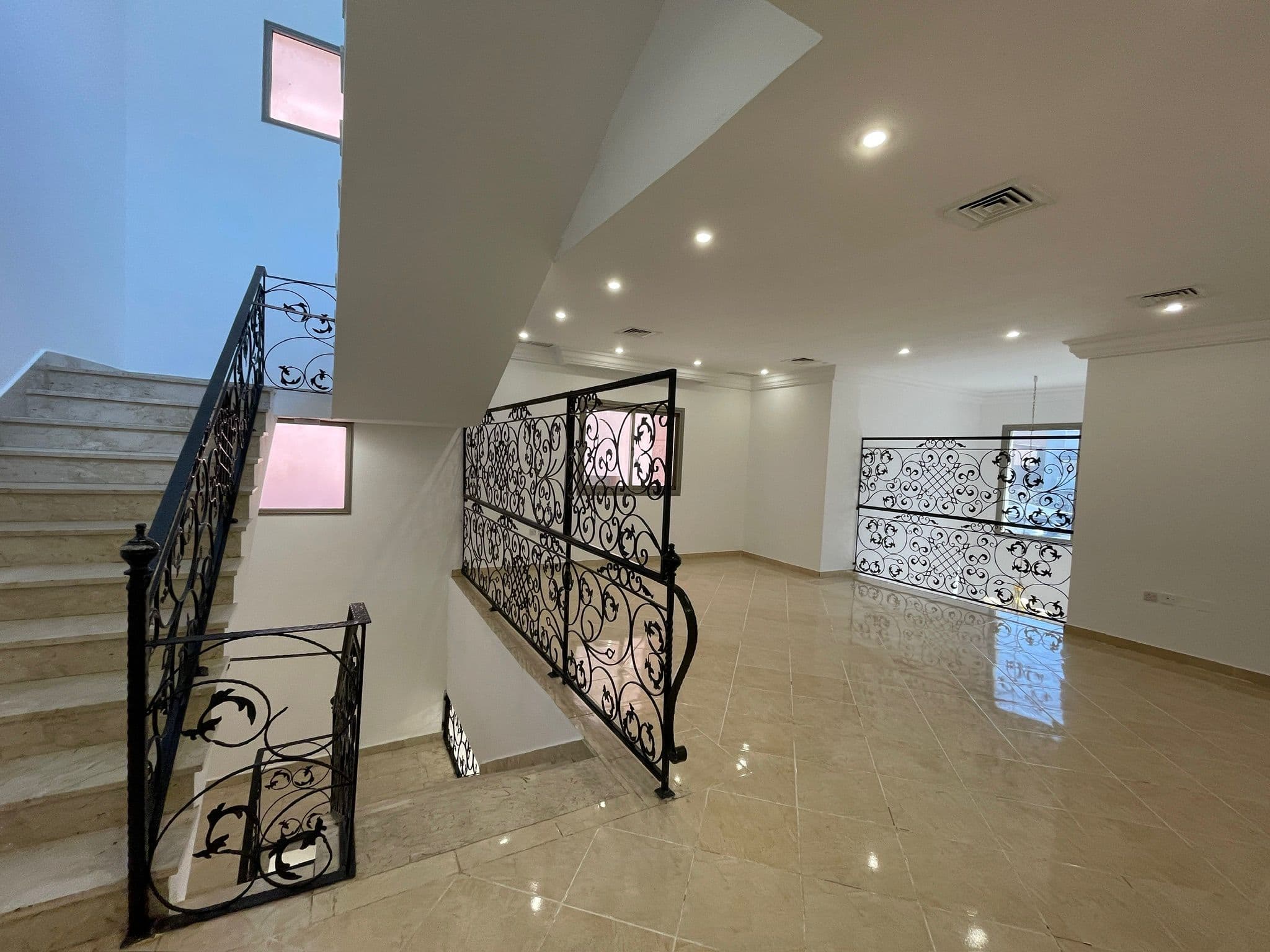 فيلا للإيجار فى منطقة حطين