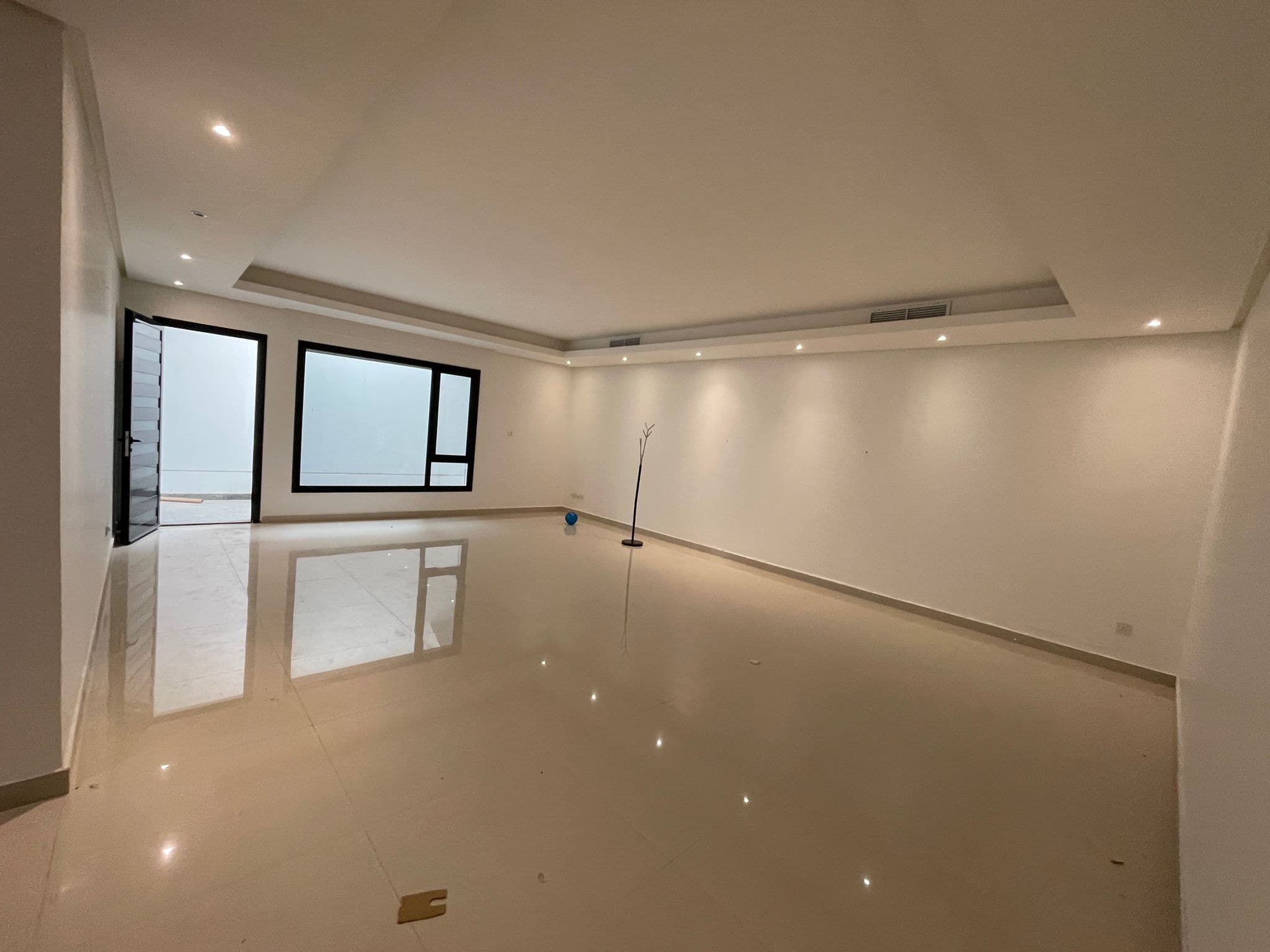 شقة للإيجار فى غرب مشرف