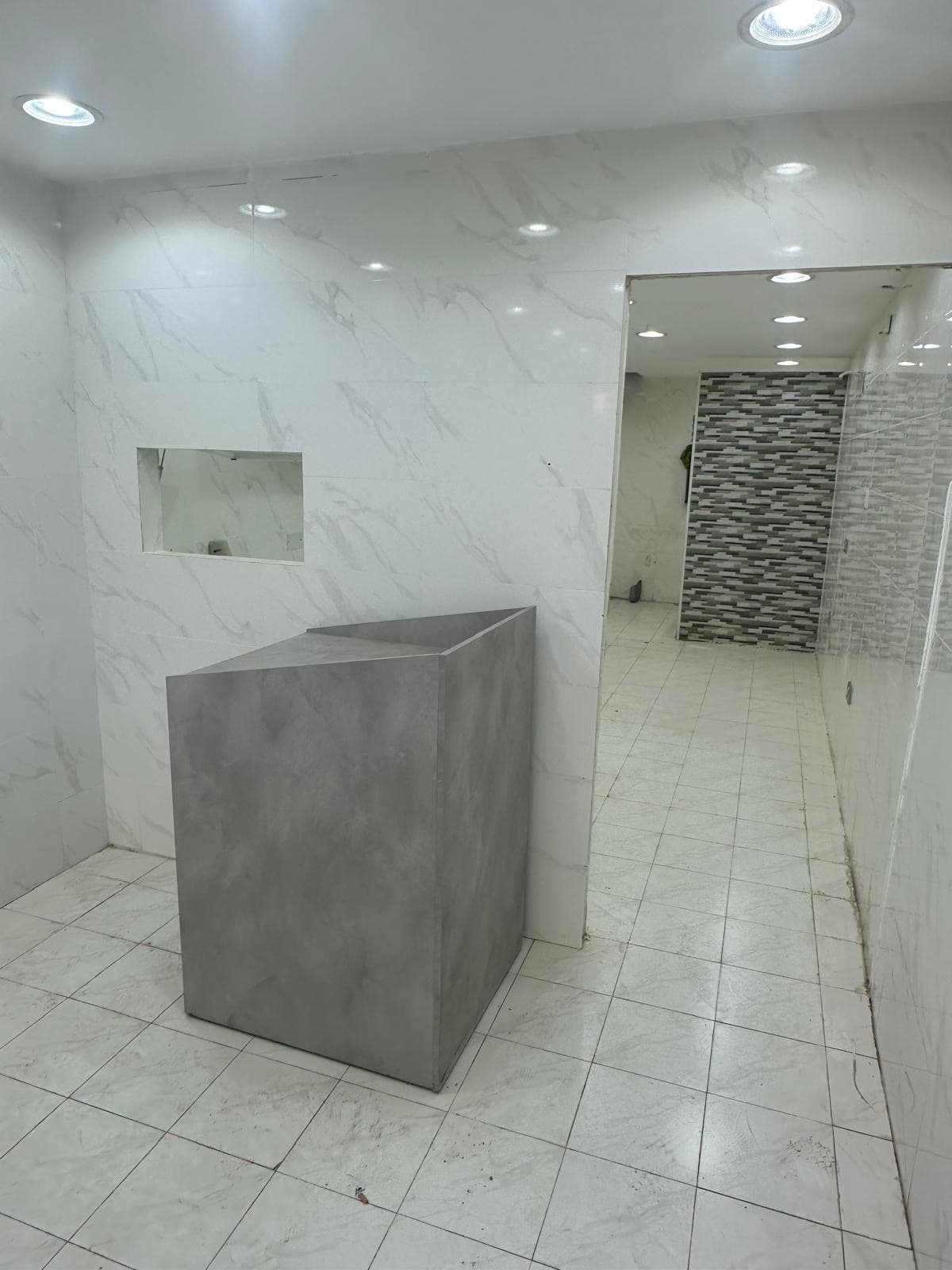 للبيع محل فى السالمية موقع مميز