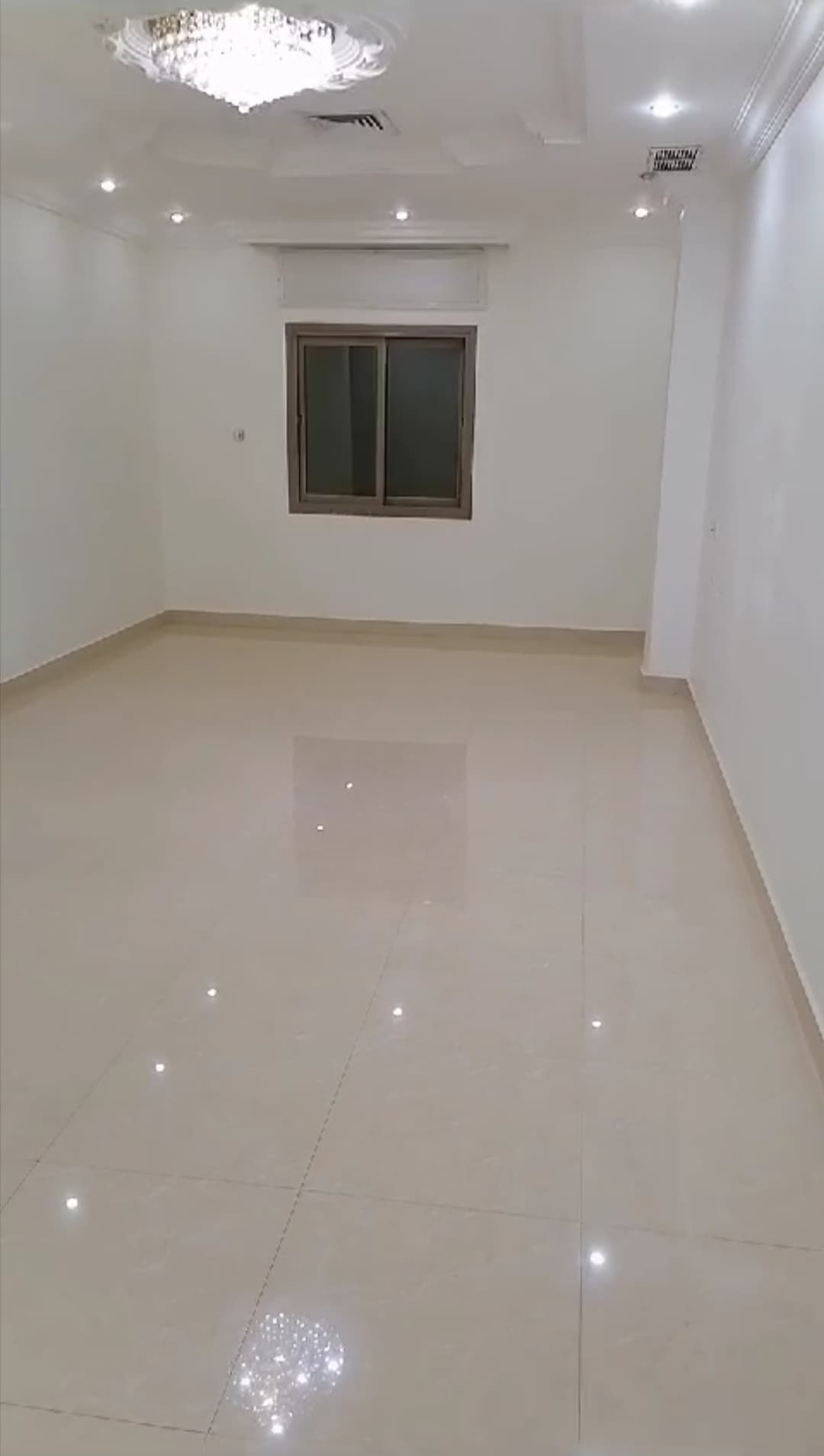 للإيجار شقة فى الرميثية دور أول