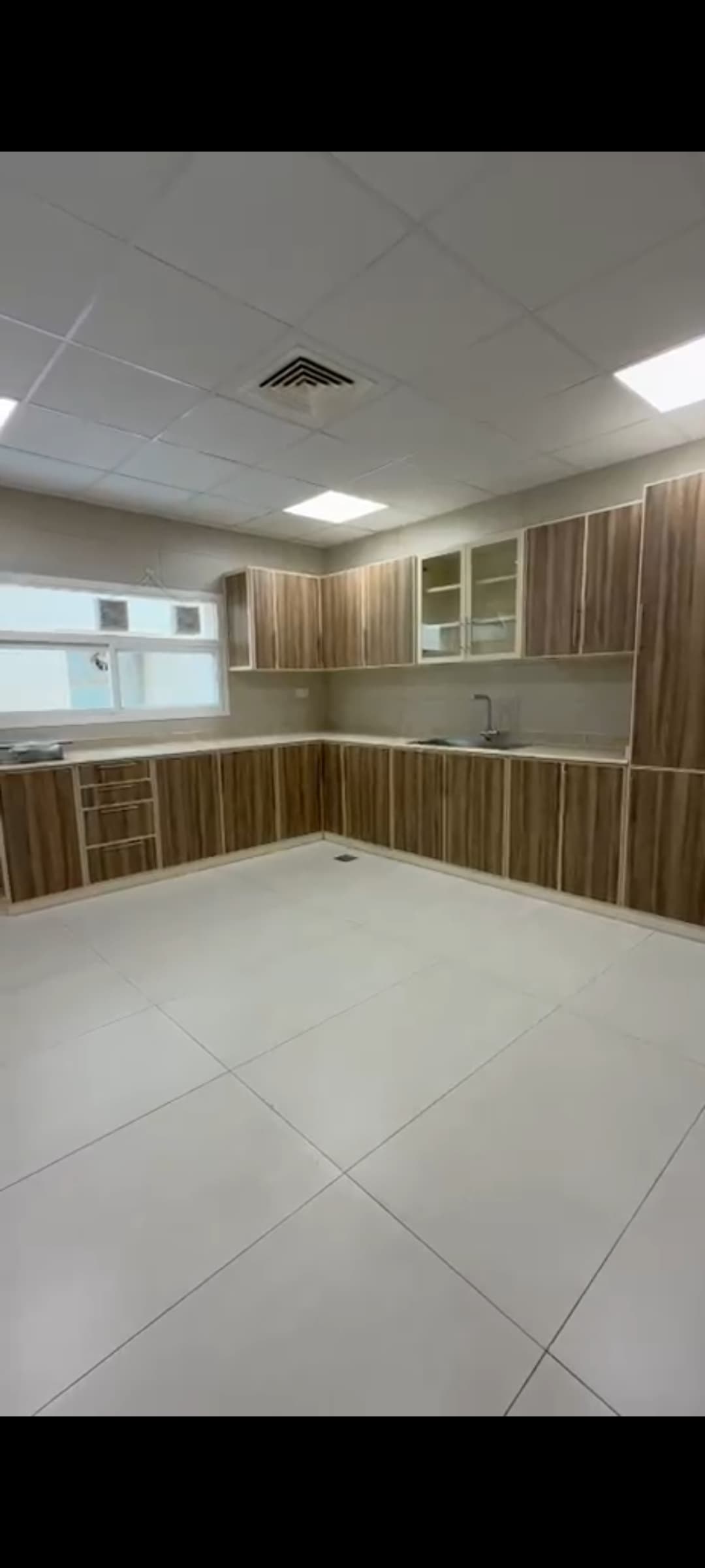 للإيجار دور اول ونصف فى قرطبه