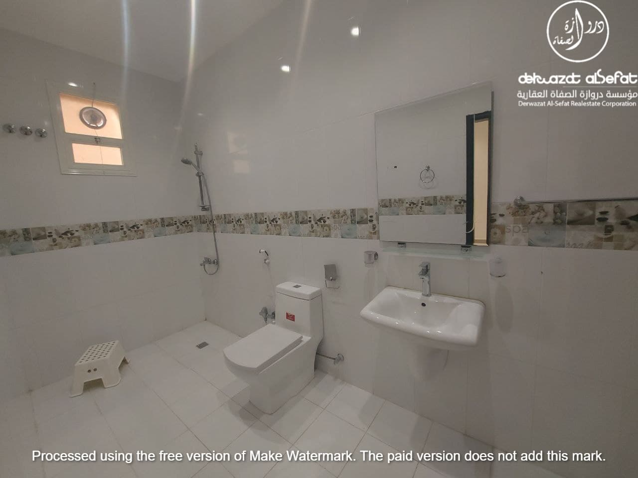 للإيجار دور ثاني فى جابر الاحمد قطعة 7