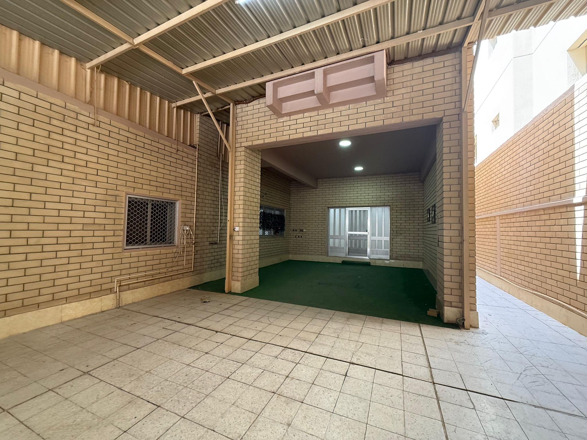 للايجار بيت كامل فى النهضة قطعة 1