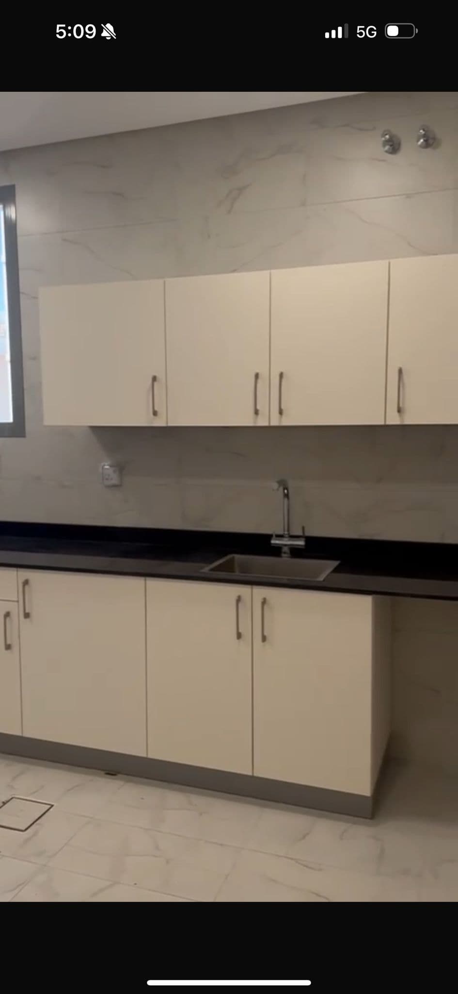 للايجار شقة تشطيب جديد فى السالمية