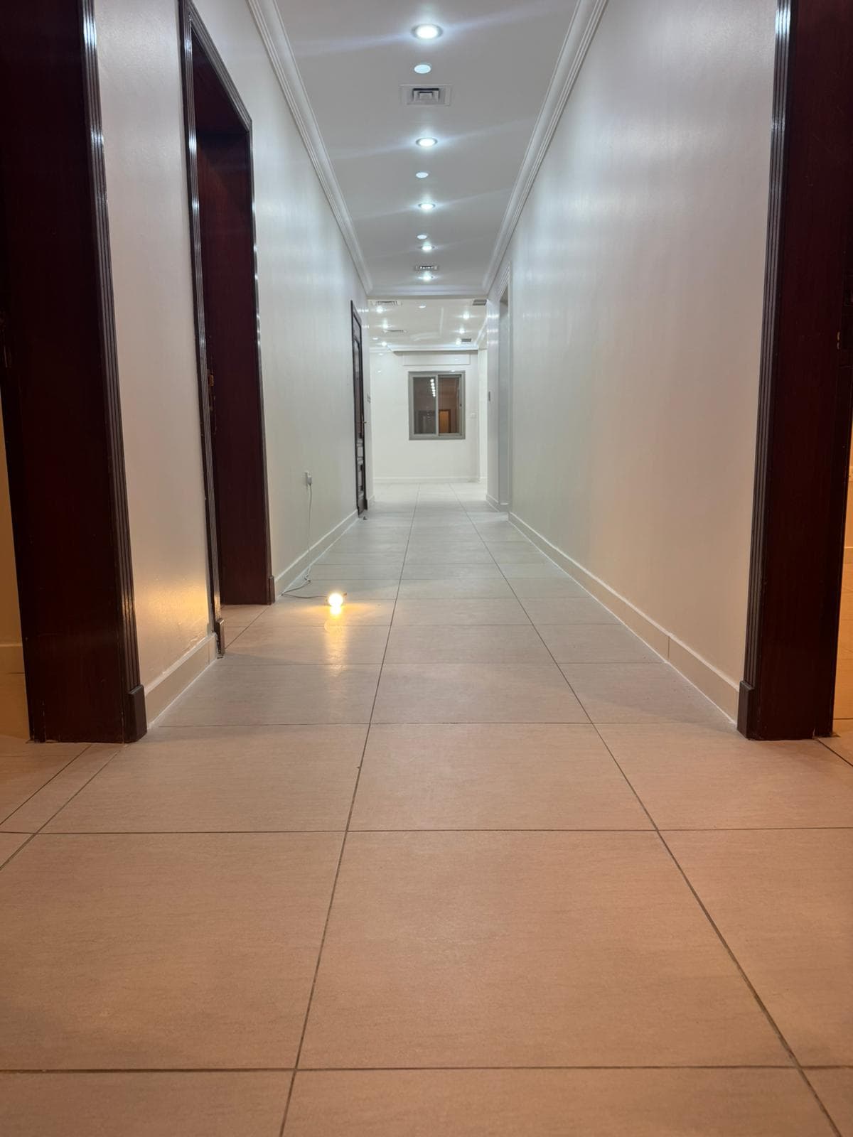 للإيجار دورين وشقة بجنوب عبدالله المبارك