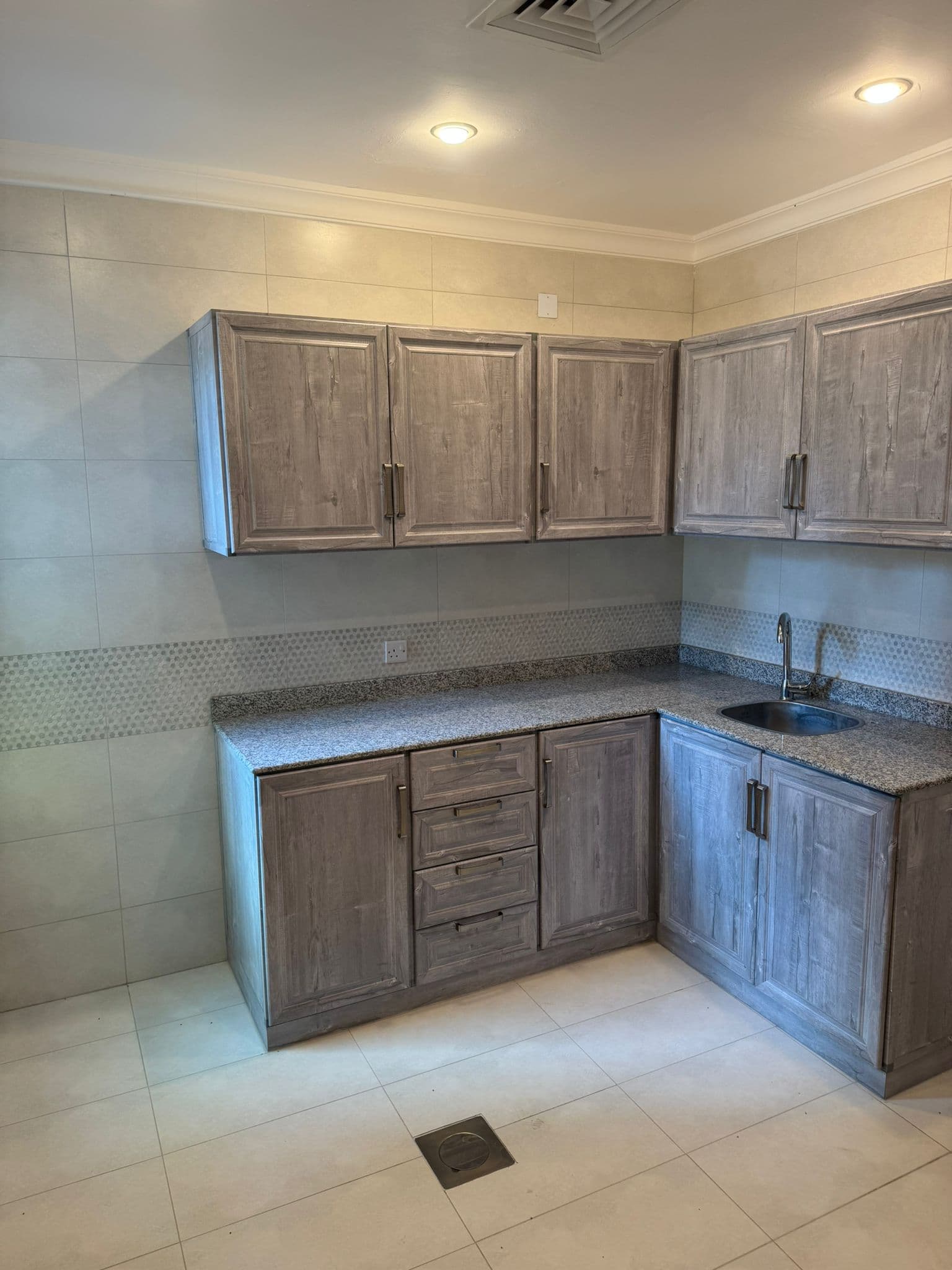 للايجار شقق فى بنيد القار سكن وايجار