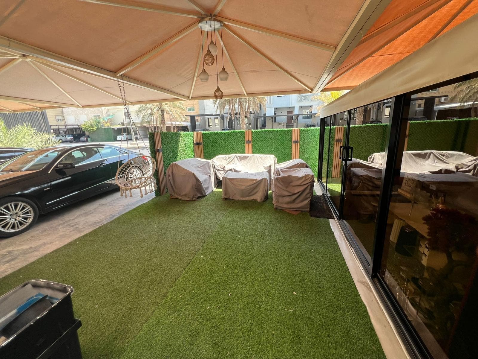 للبيع بيت فى منطقة بيان قطعة 10