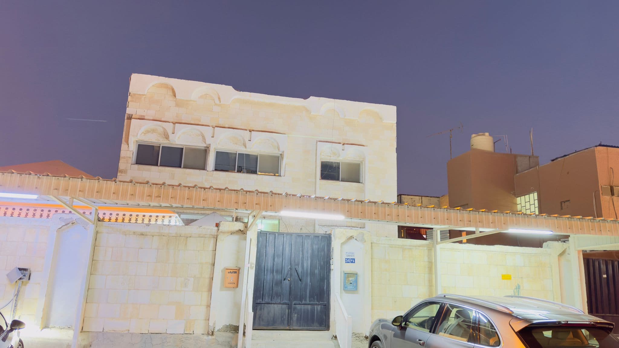 للبيع بيت هدام فى العارضية قطعة 2