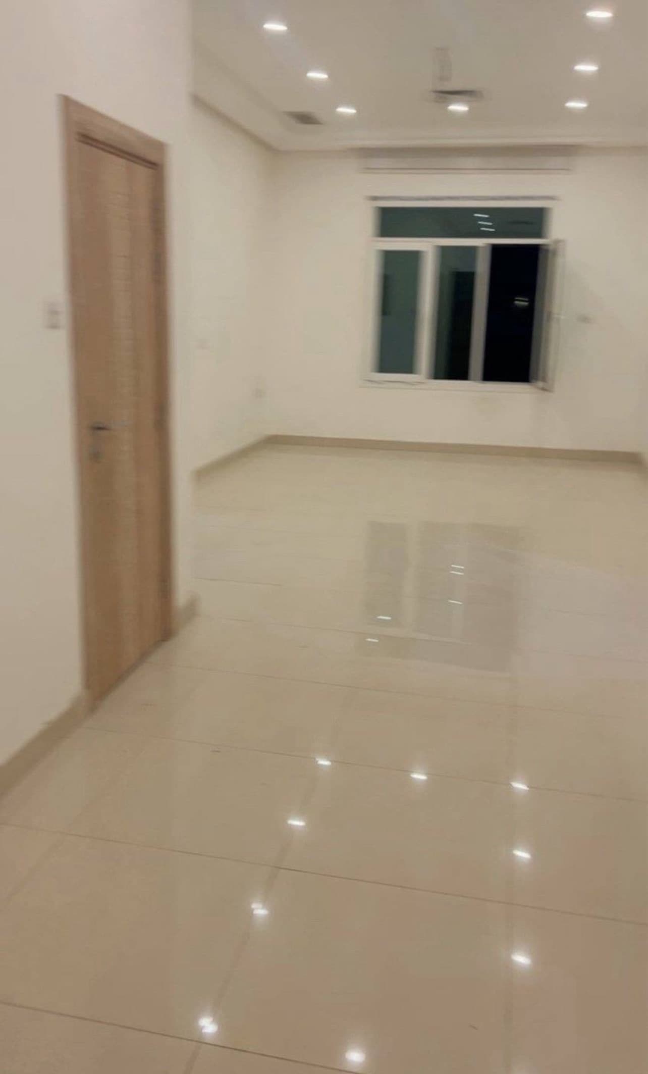 شقة للإيجار فى جابر الاحمد الدور الثانى