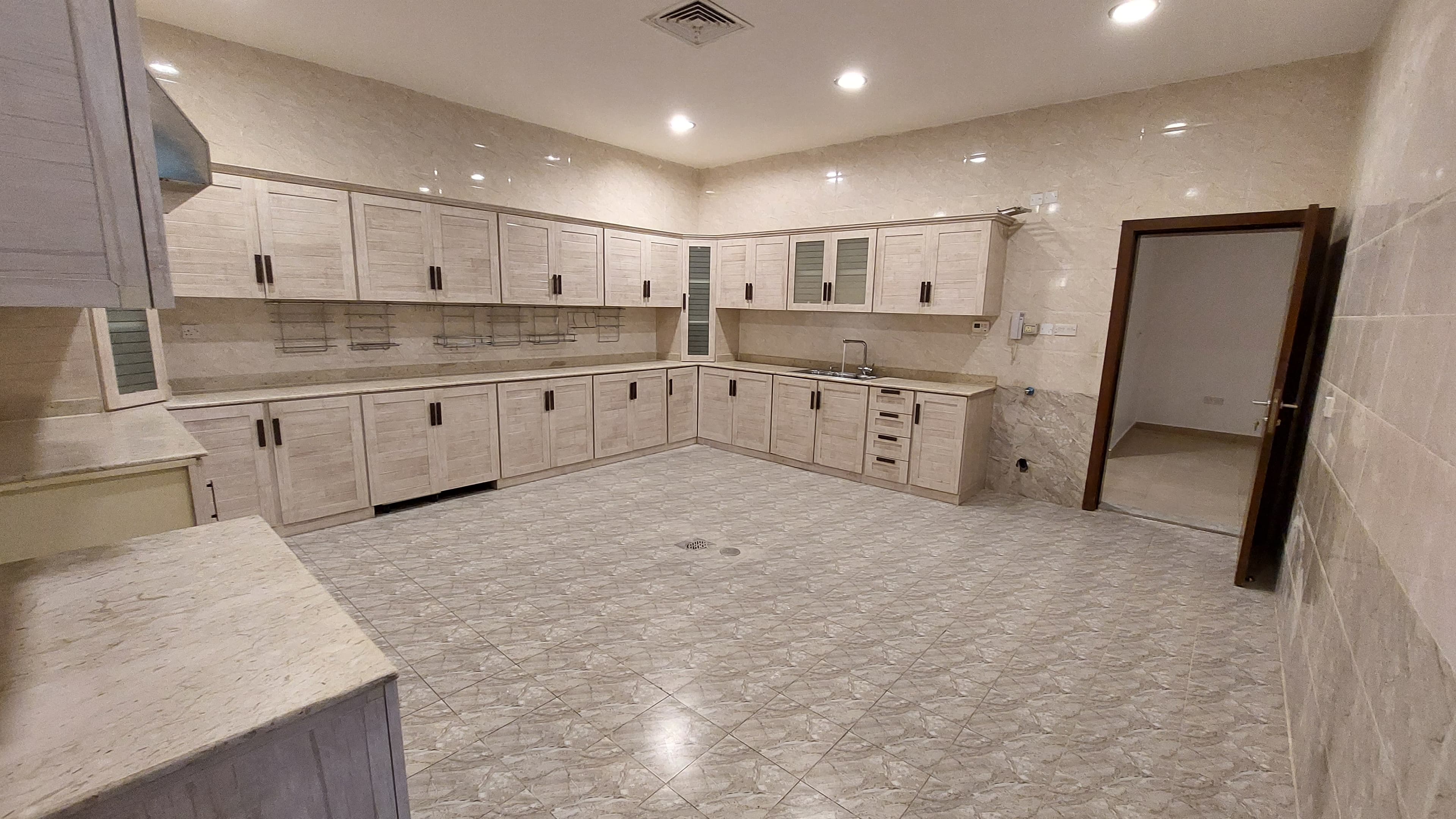 للايجار دور فى منطقة السلام