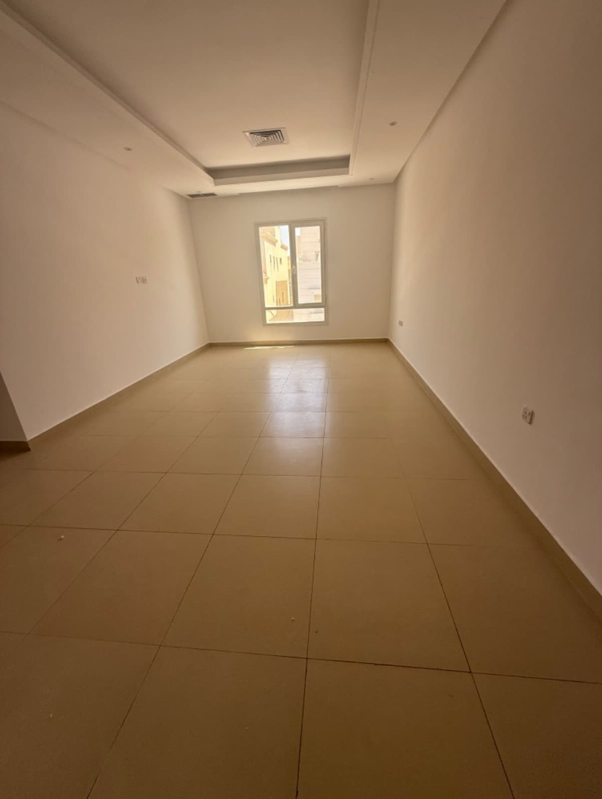 للإيجار شقة فى مطقة راقية بالسلام