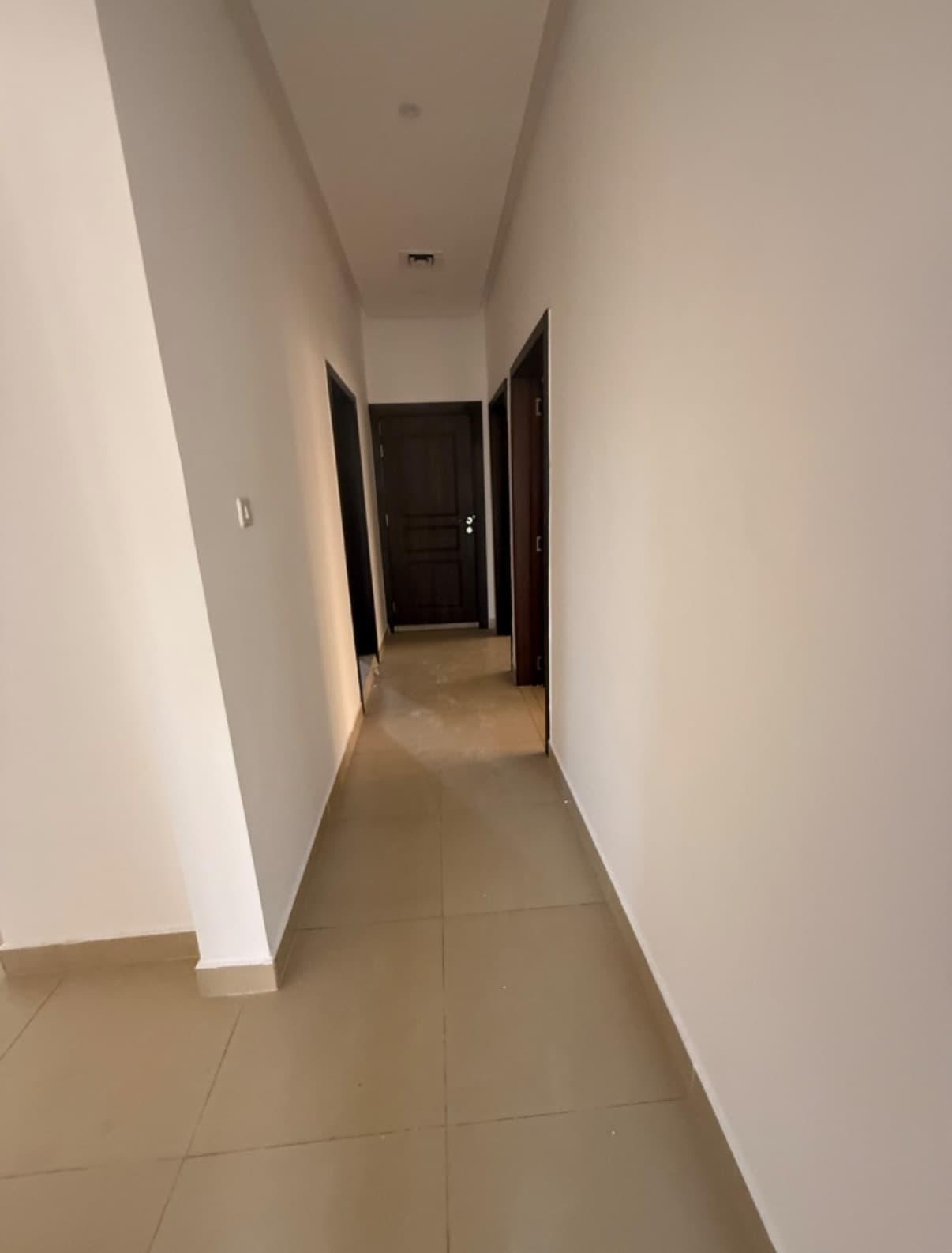 للإيجار شقة فى مطقة راقية بالسلام