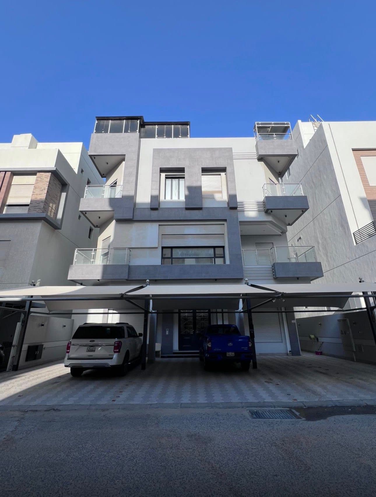 للبيع بيت مؤجر فى المسايل قطعة 5