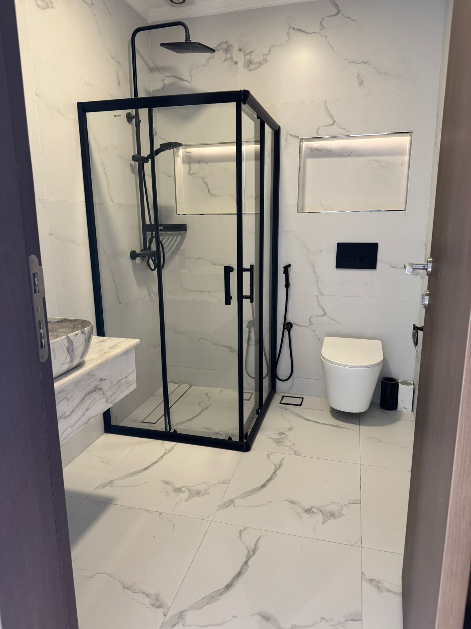 للايجار شقة فى غرناطة