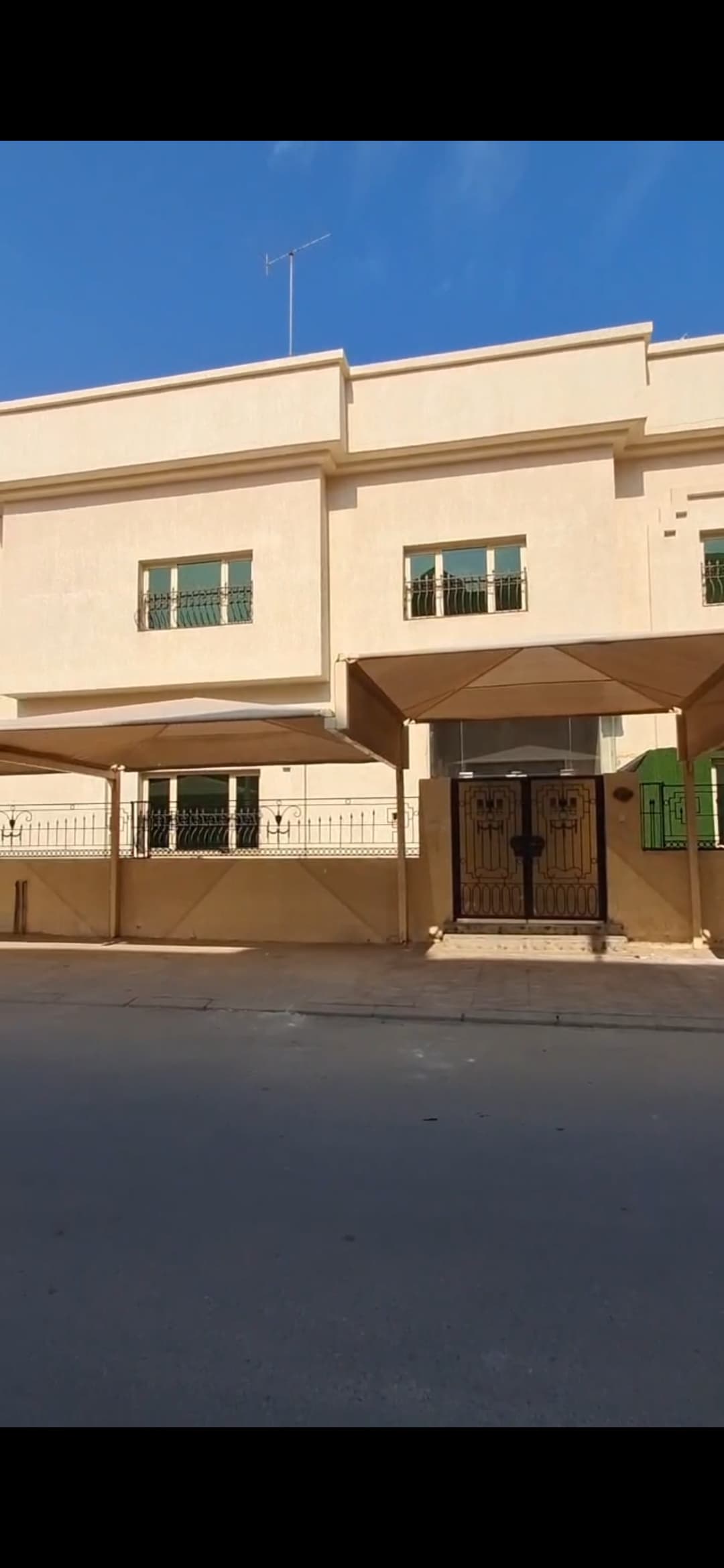 فيلا للبيع فى الزهراء الاوصاف جاهزة