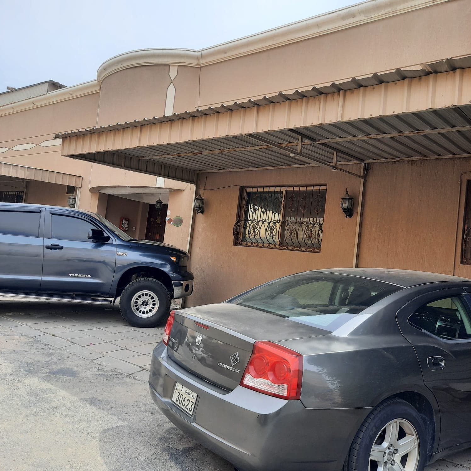 للبيع بيت 600 متر بالصباحية