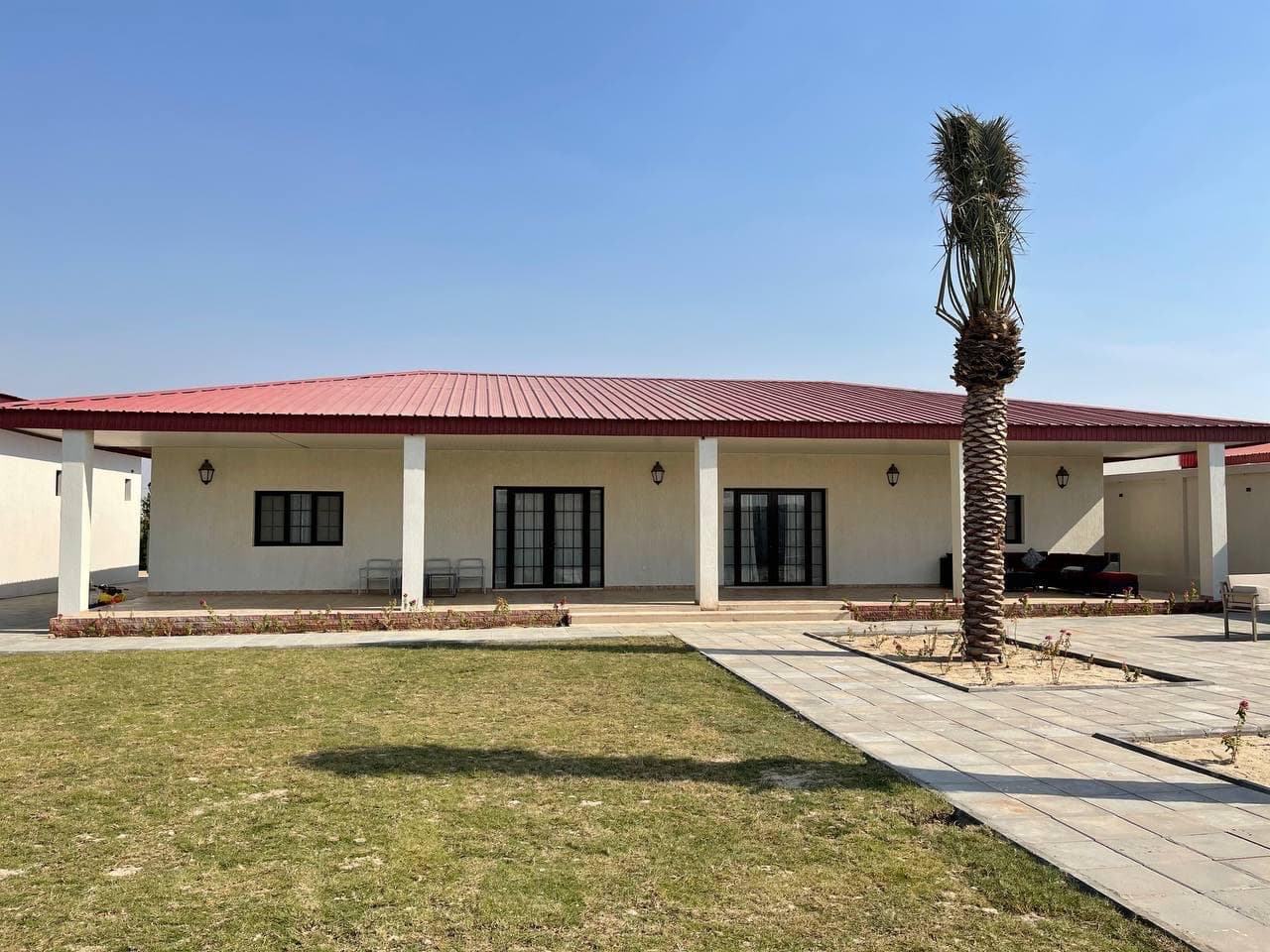 للبيع مزرعة نباتية بالوفره