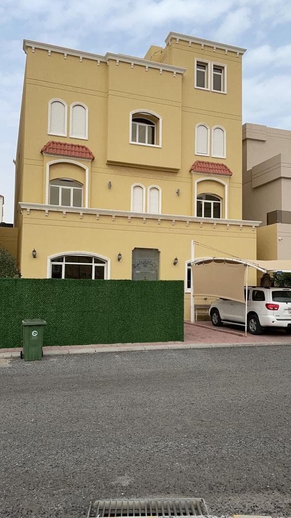 بيت للبيع فى جابر الاحمد قطعة 2