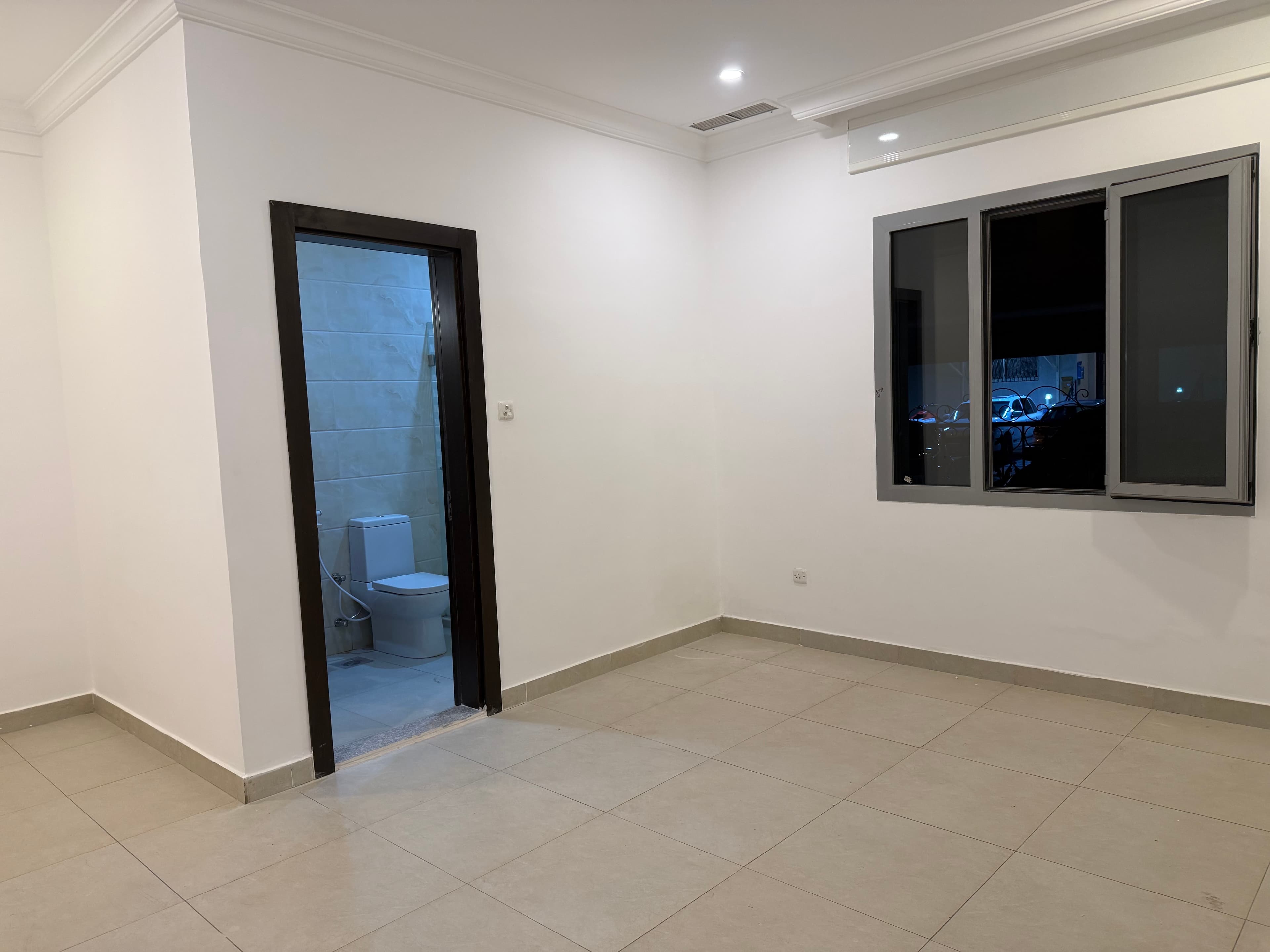 شقه كبيره للايجار فى السره