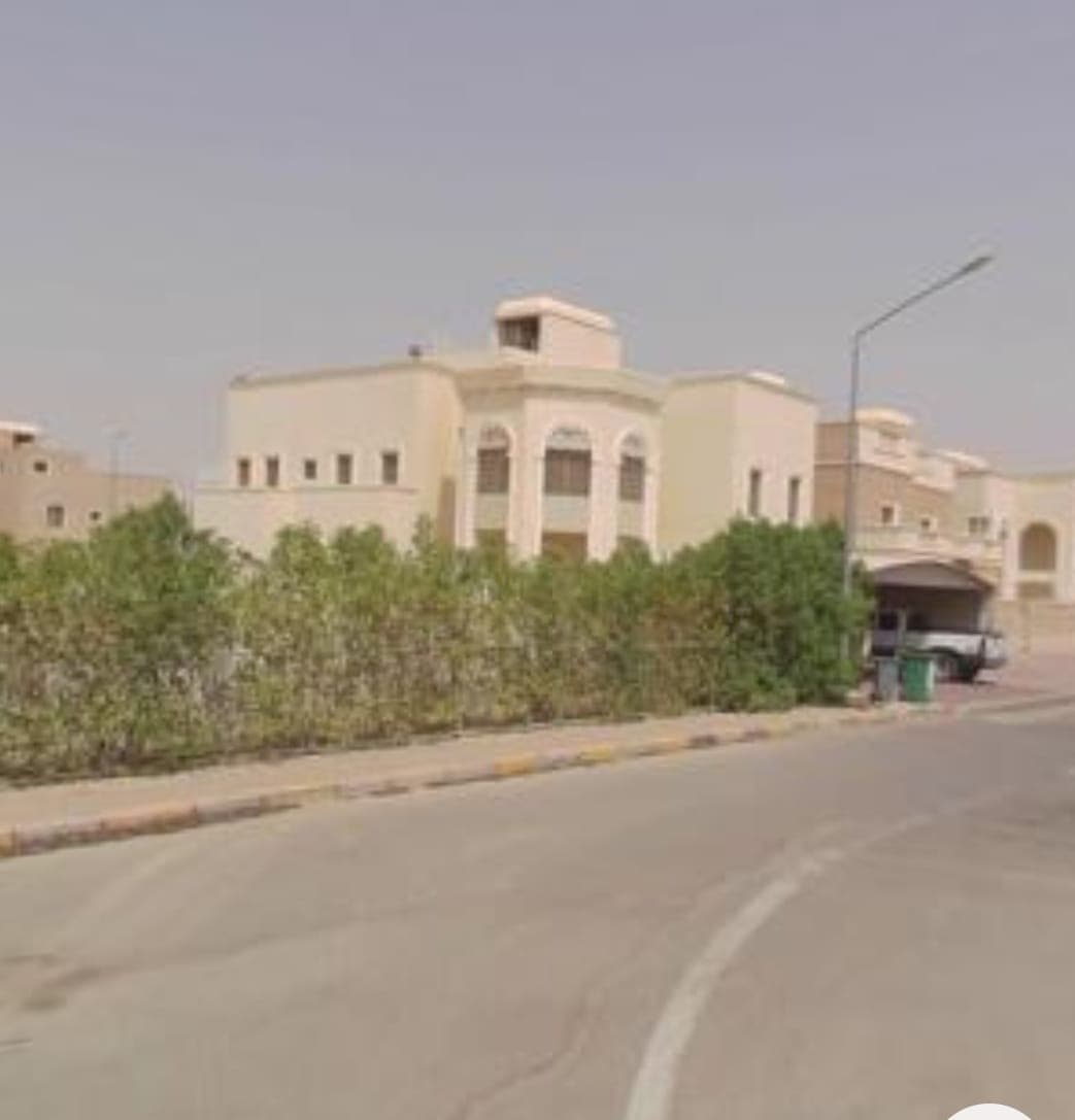 بيت للايجار بصباح الاحمد موقع مميز