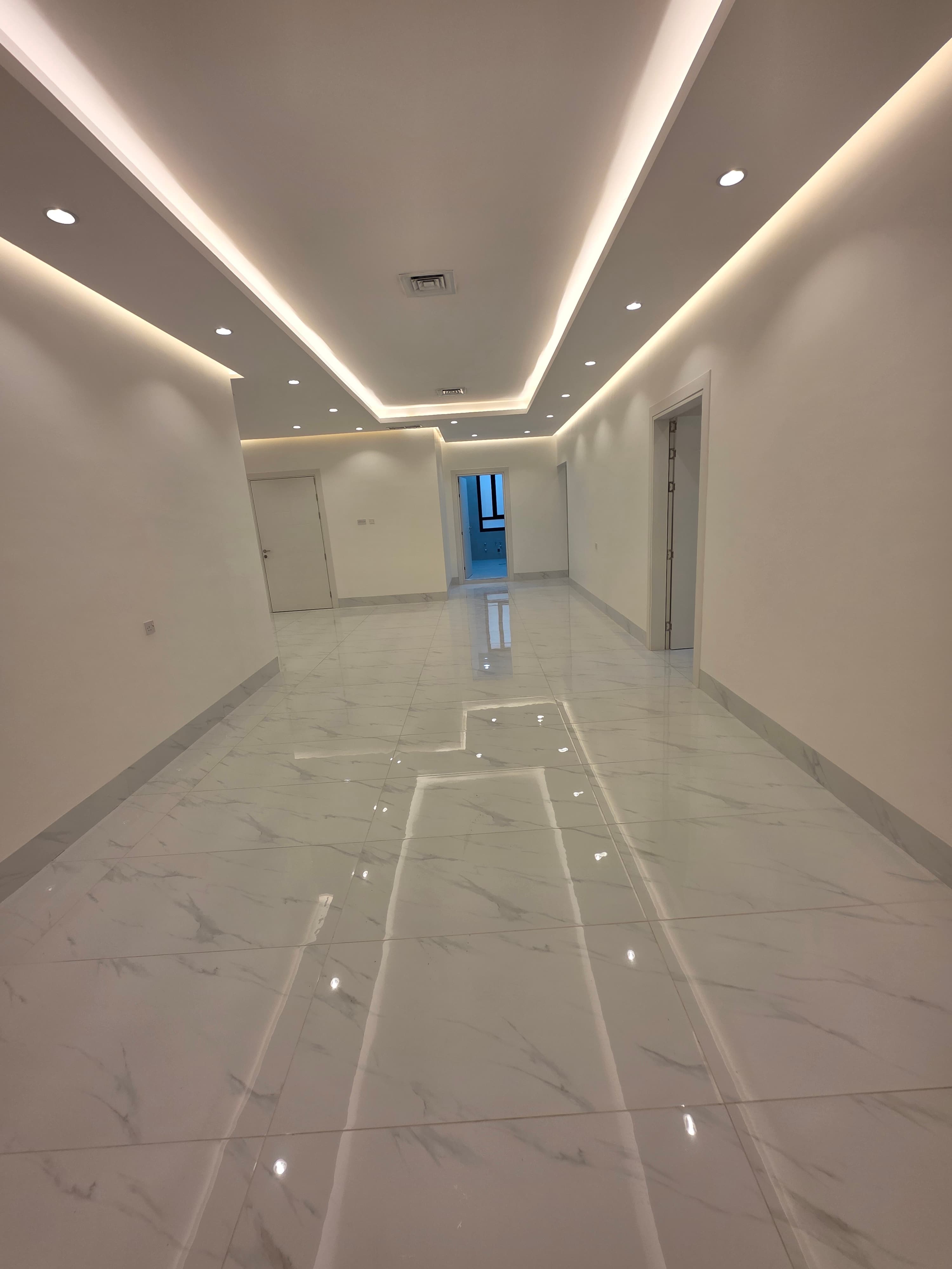 دور للإيجار فى خيطان من ست غرف