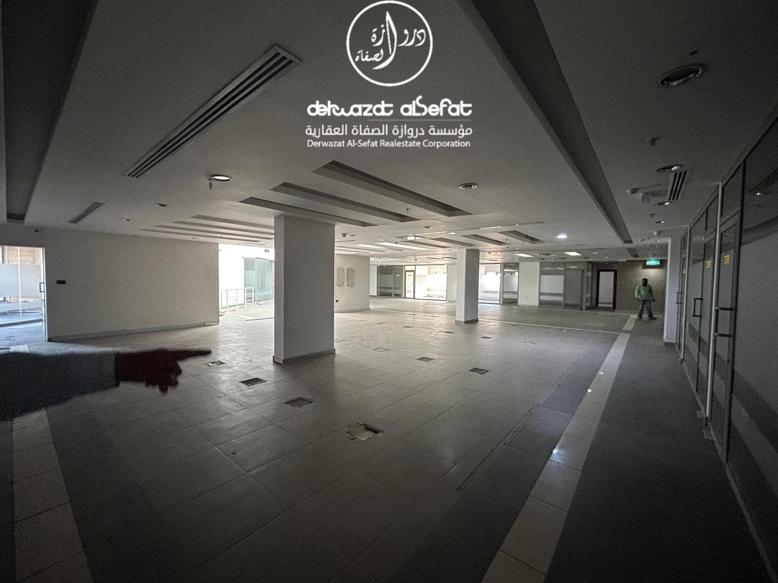 مبنى للإيجار فى الشويخ الصناعية