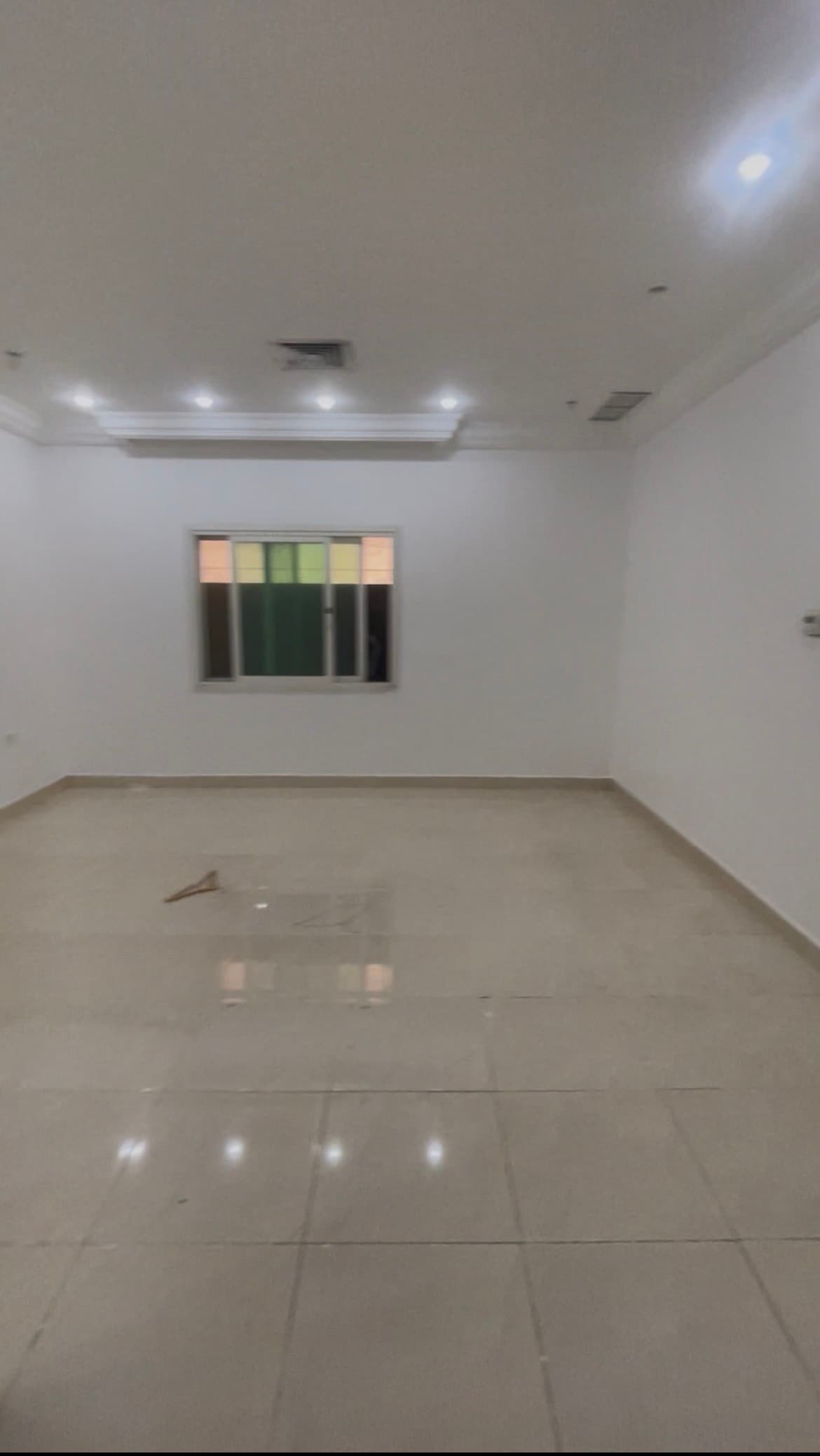 دور أرضى للإيجار فى سعدالعبدالله