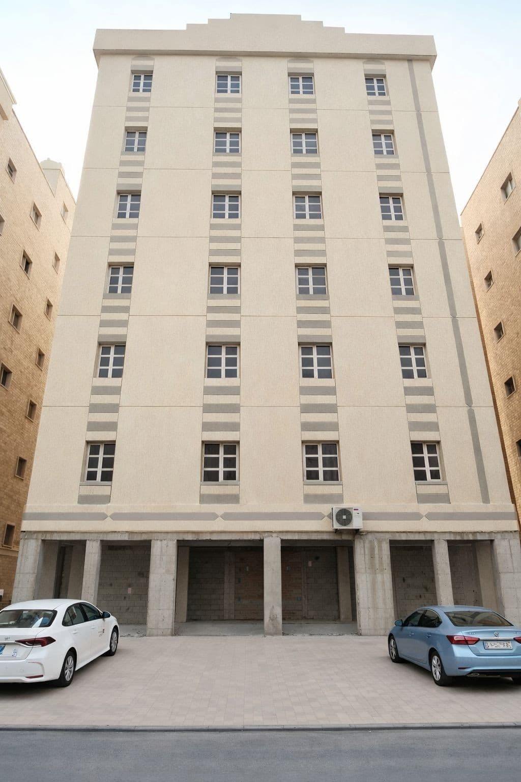 للبيع عمارة استثمارية في منطقة المهبولة