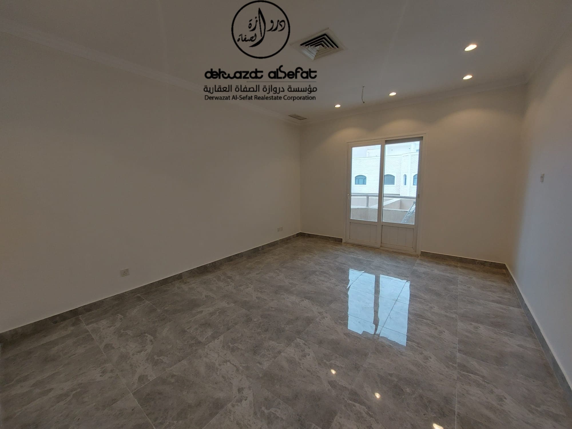 للإيجار دور الأول فى الشهداء قطعة 1