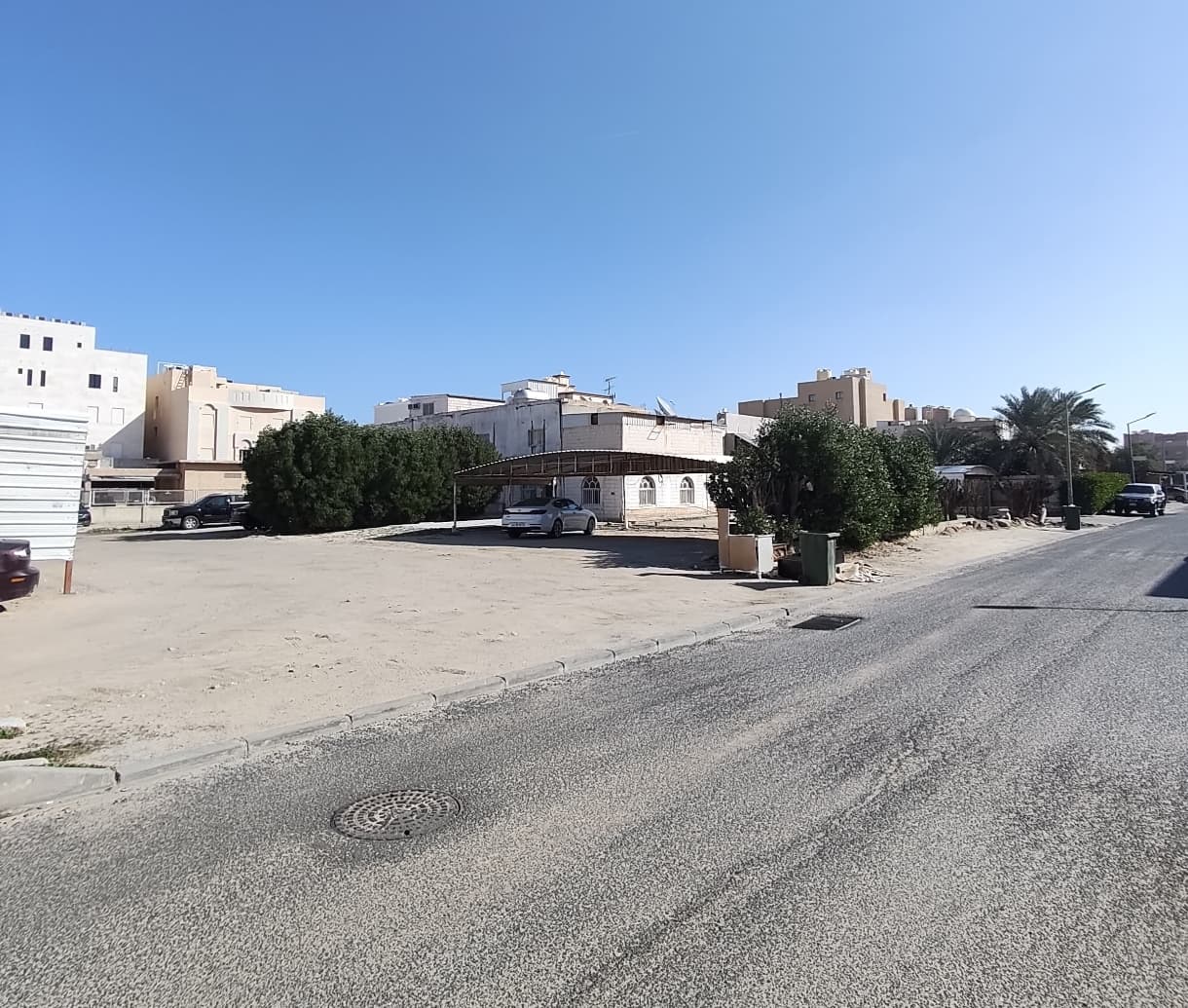 بيت هدام للبيع فى الرقه وثيقة حرة