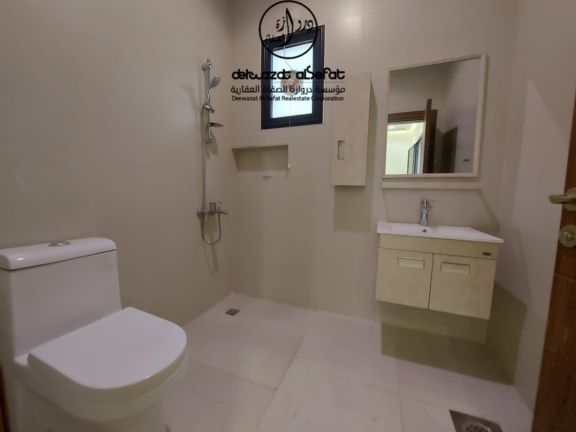 للإيجار شقة فى سلوى قطعة 7