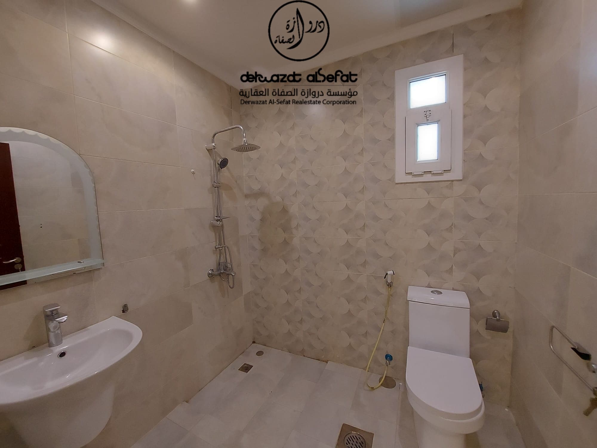 للإيجار شقة فى ضاحية الفنيطيس قطعة 8