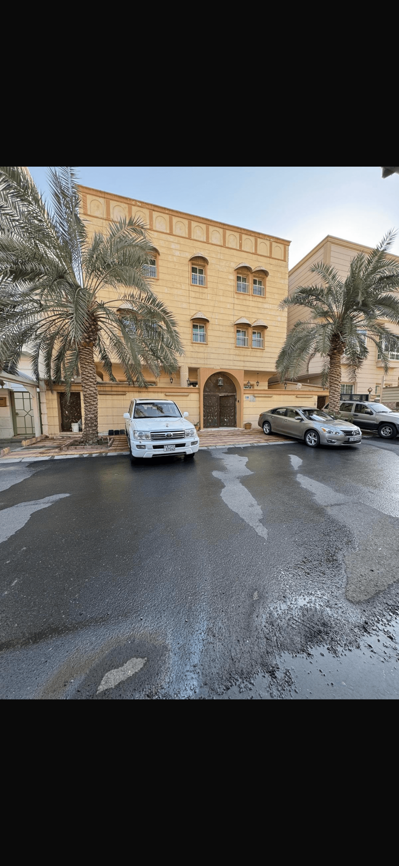 للبيع قسيمة فى مبارك الكبير ثلاث أدوار وسرداب