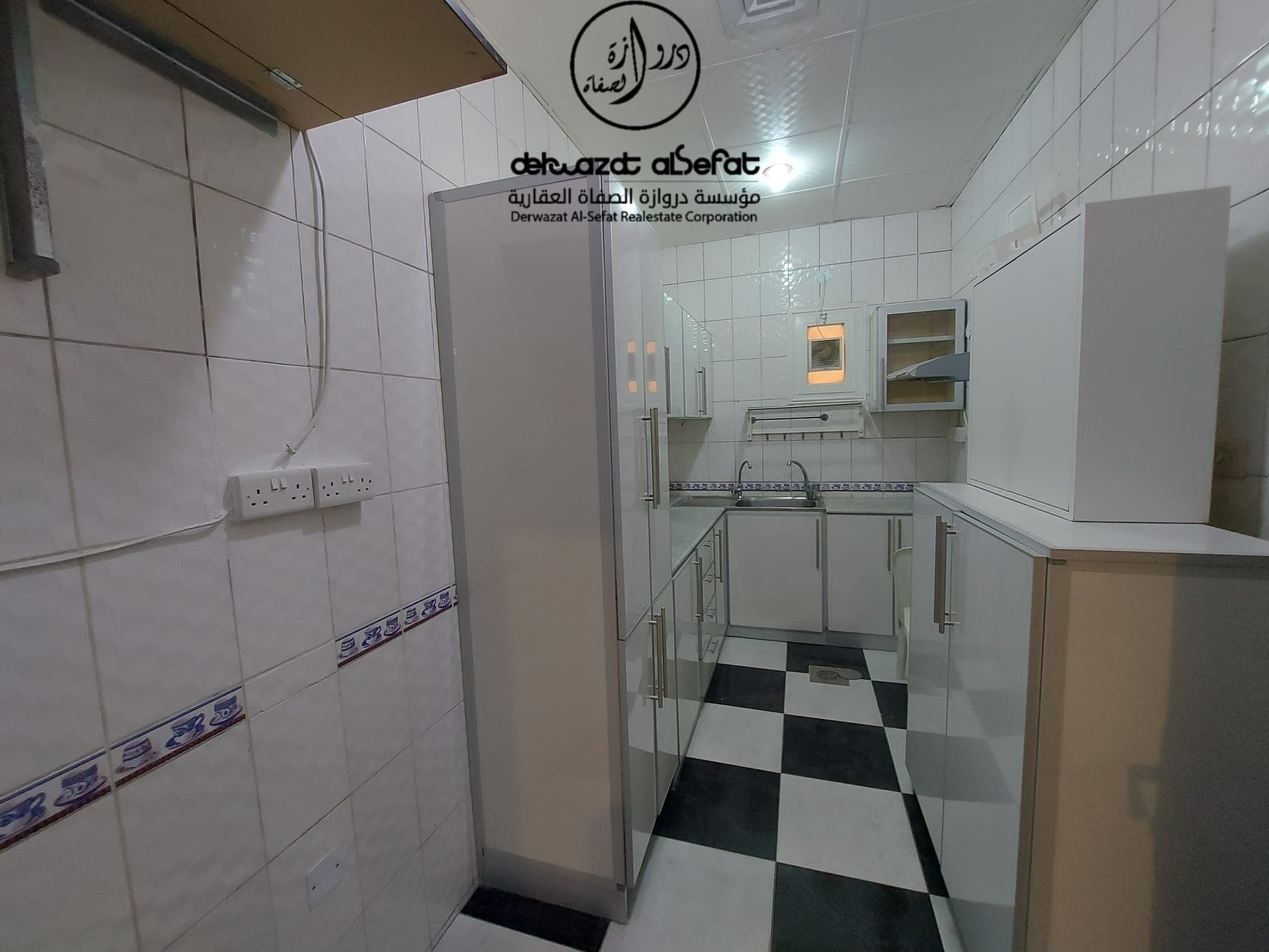 للإيجار شقة دور أول فى حطين