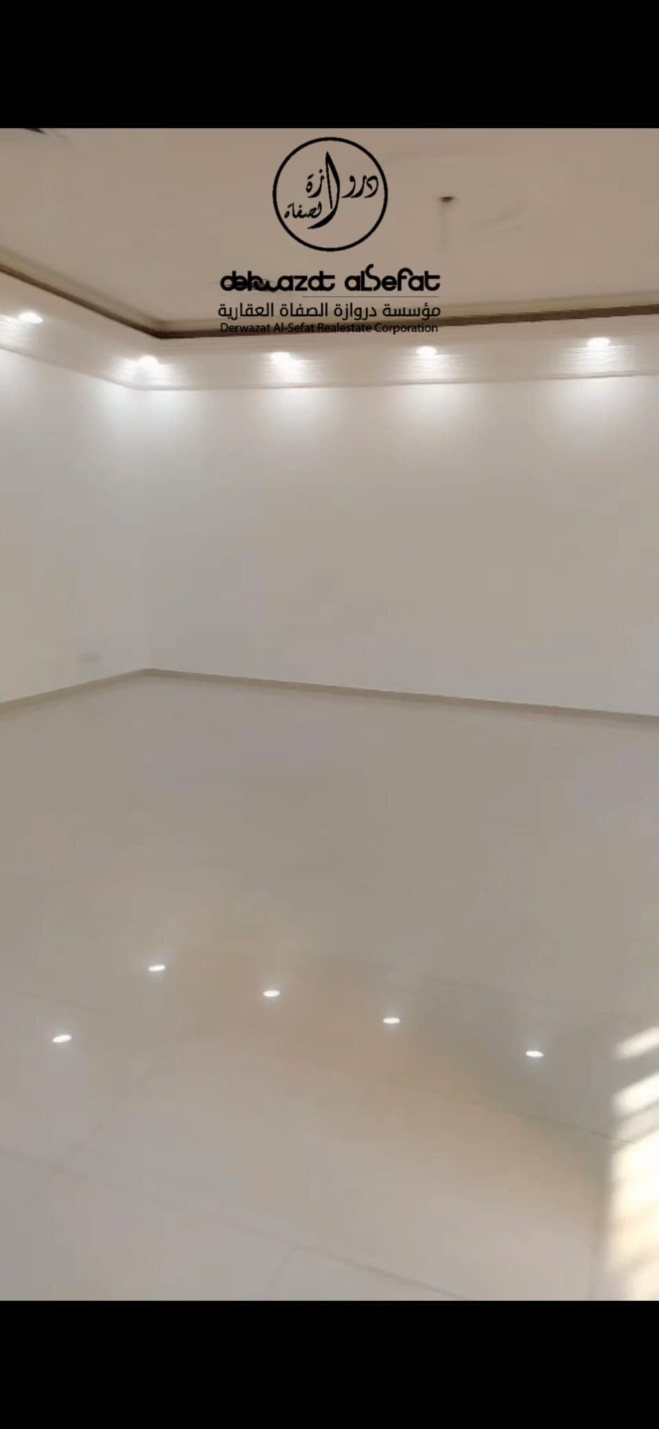 للايجار دور أرضي فى الشهداء قطعه 4