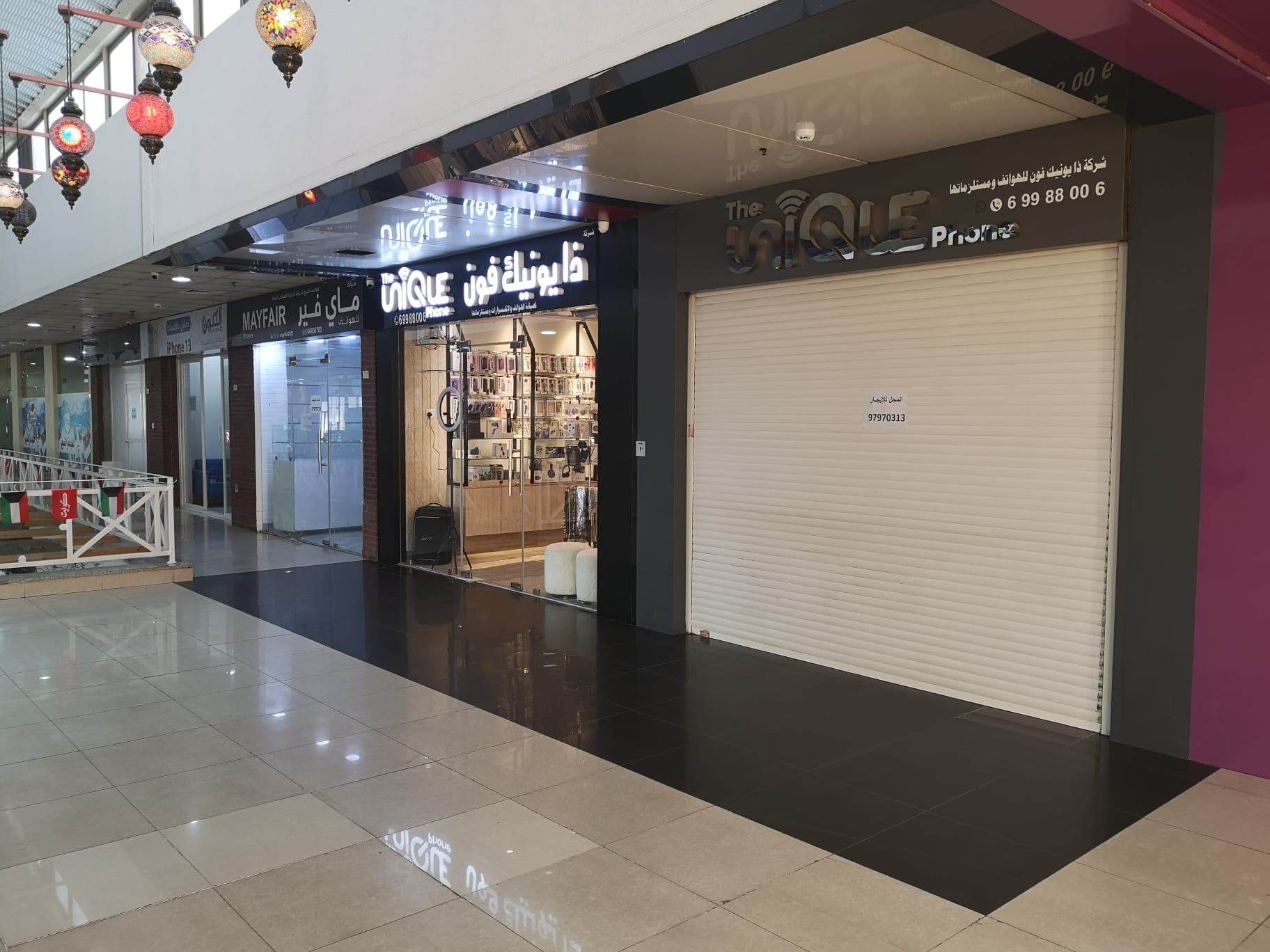 محلات للإيجار في مجمع تجاري