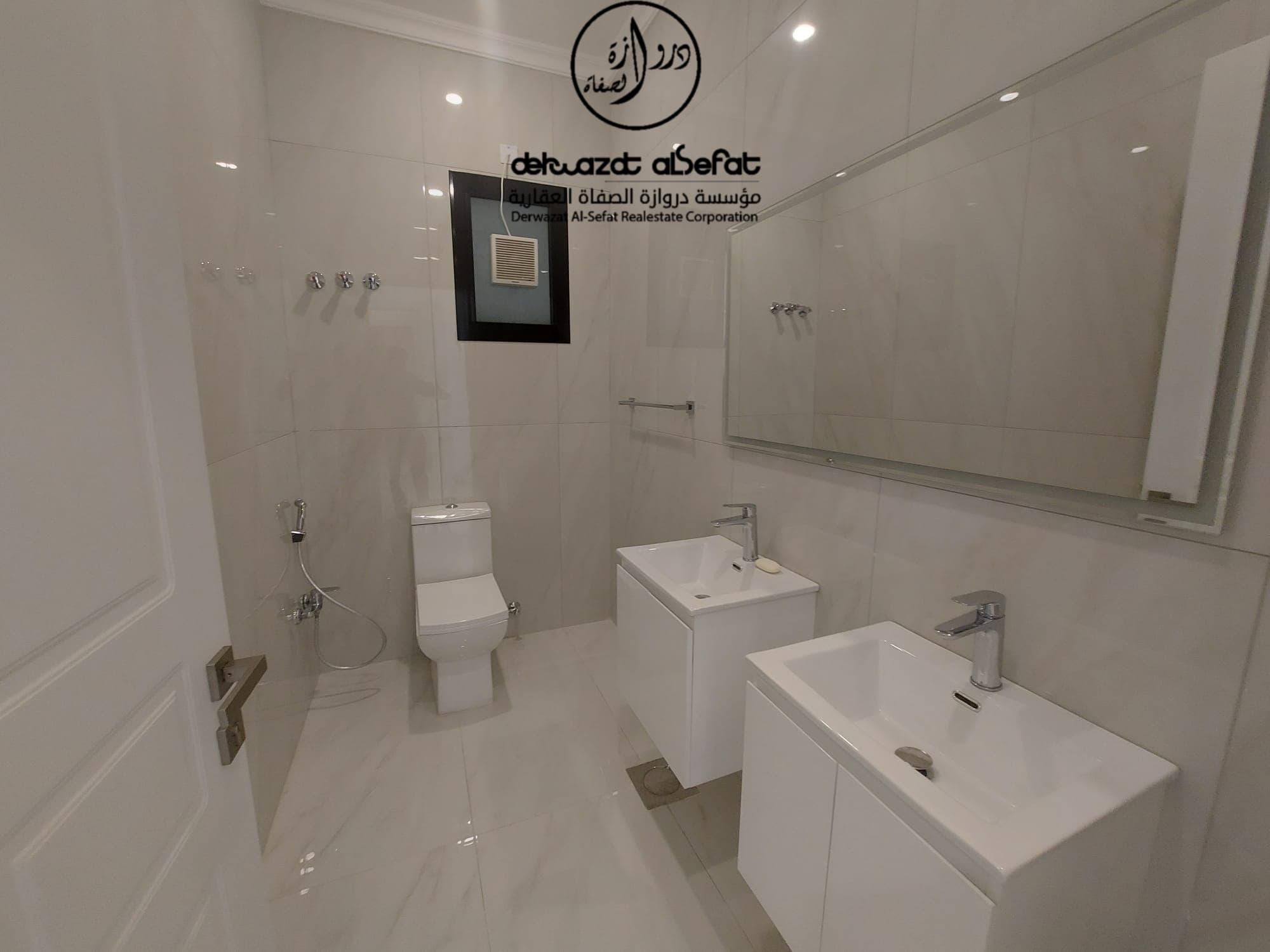 دور أول للإيجار فى كيفان