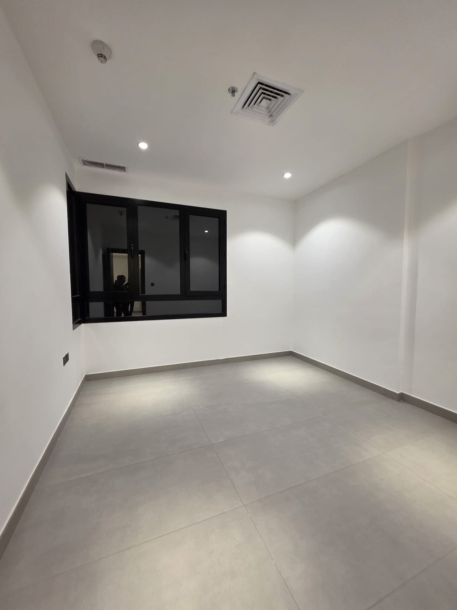 للايجار شقة فى منطقة الدسمة