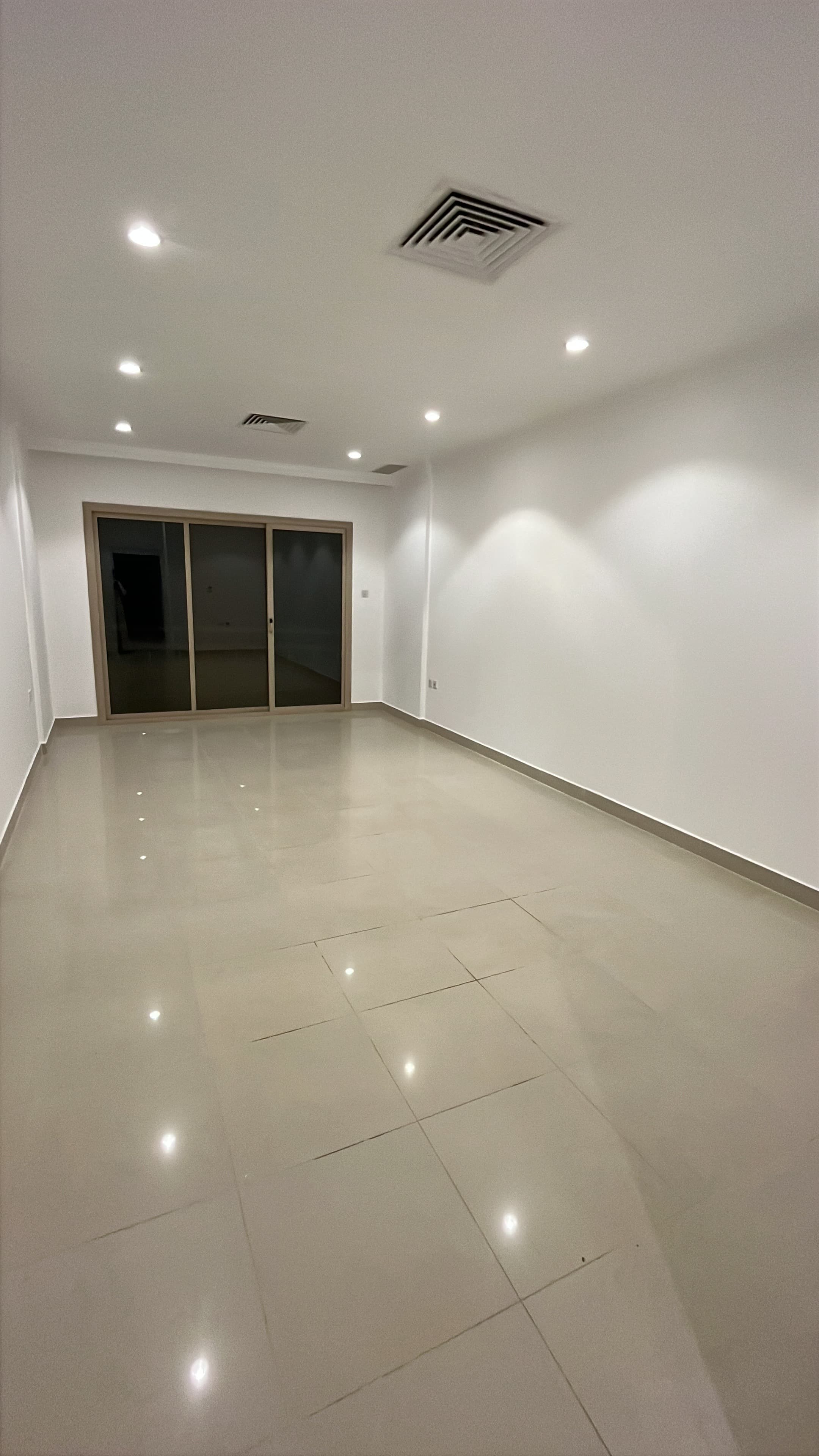 شقه للايجار في الفنطاس اطلاله بحريه