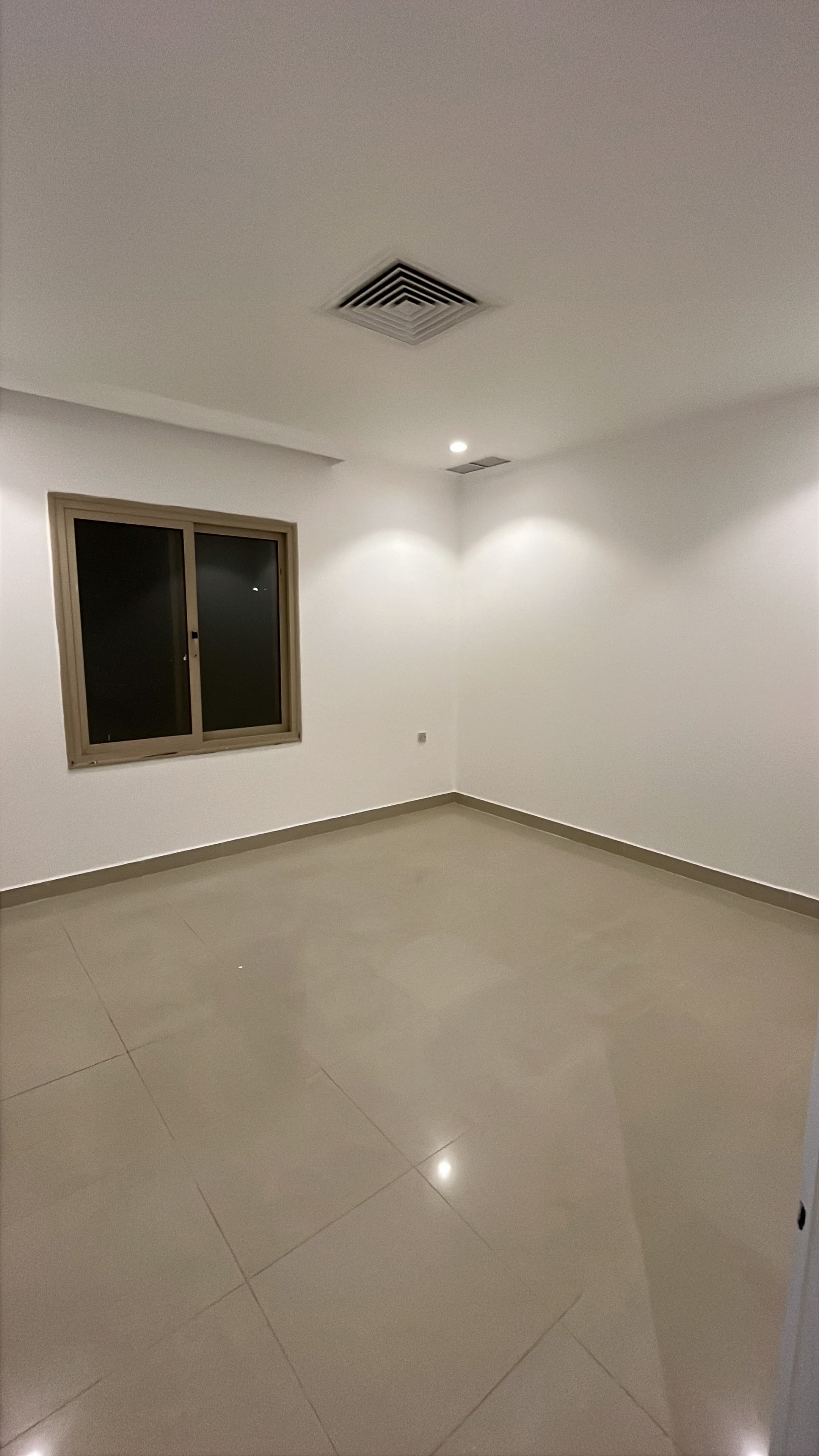 شقه للايجار في الفنطاس اطلاله بحريه