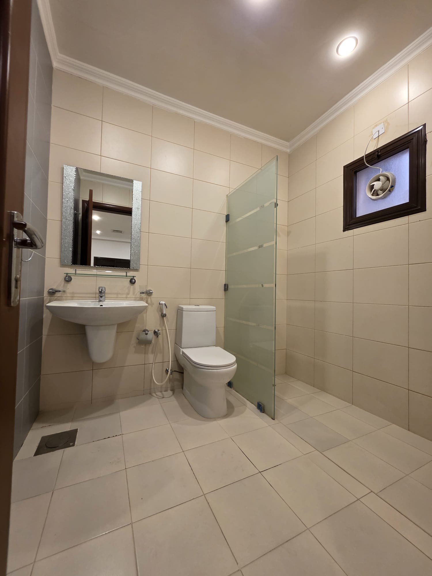 للايجار دور راقي فى الصديق