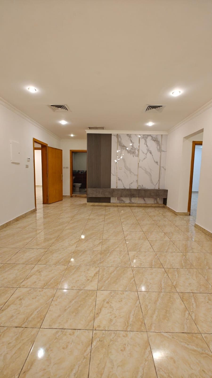 للإيجار دور كبير فى بيان على الشارع الرئيسي