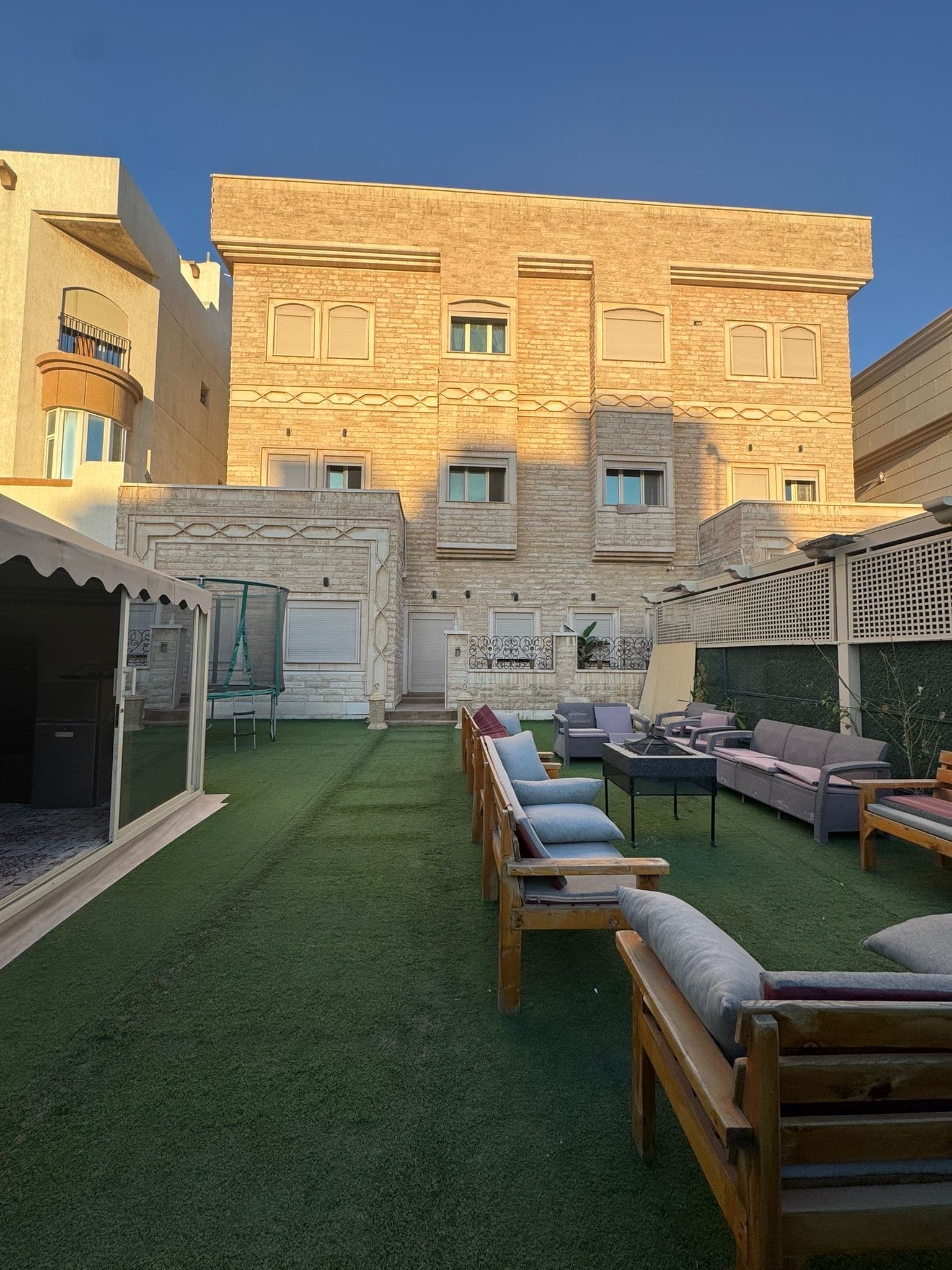 للبيع فيلا فى ام الهيمان بطن وظهر