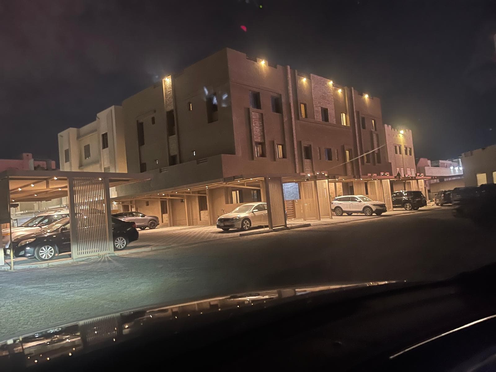 للإيجار شقة بمدخلين فى الفنطاس