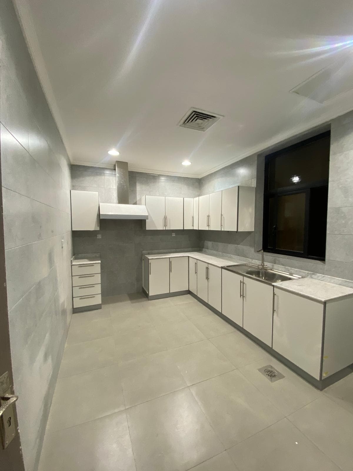 شقة للإيجار فى سلوى