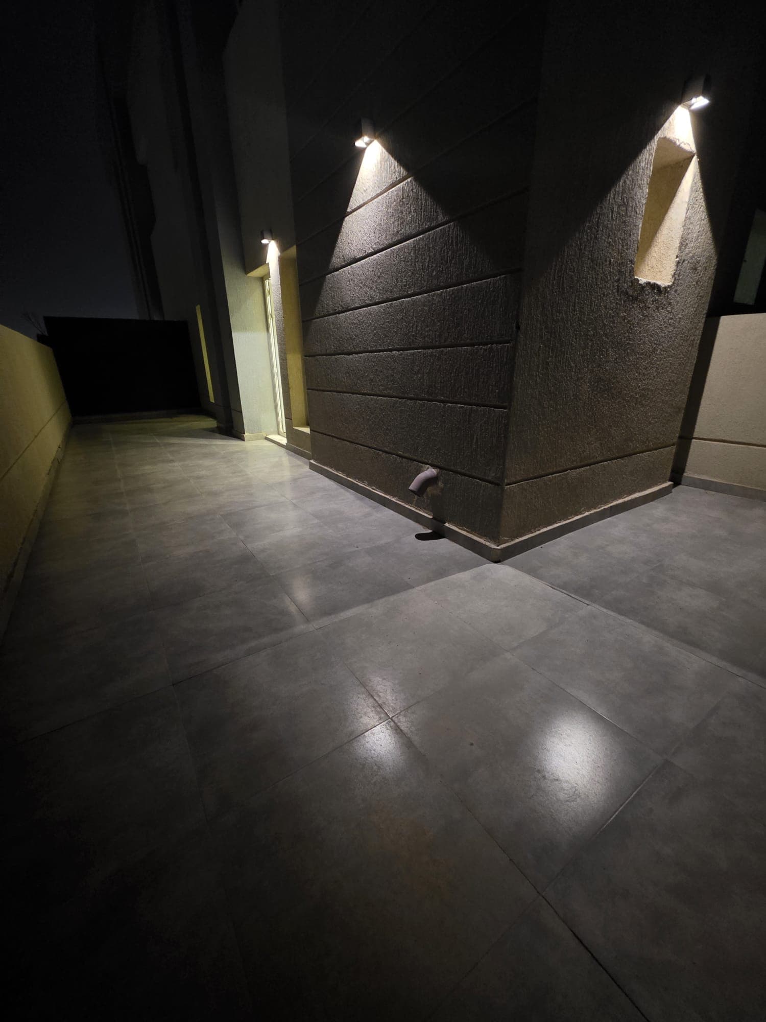 للايجار شقة ديلوكس فى سلوي